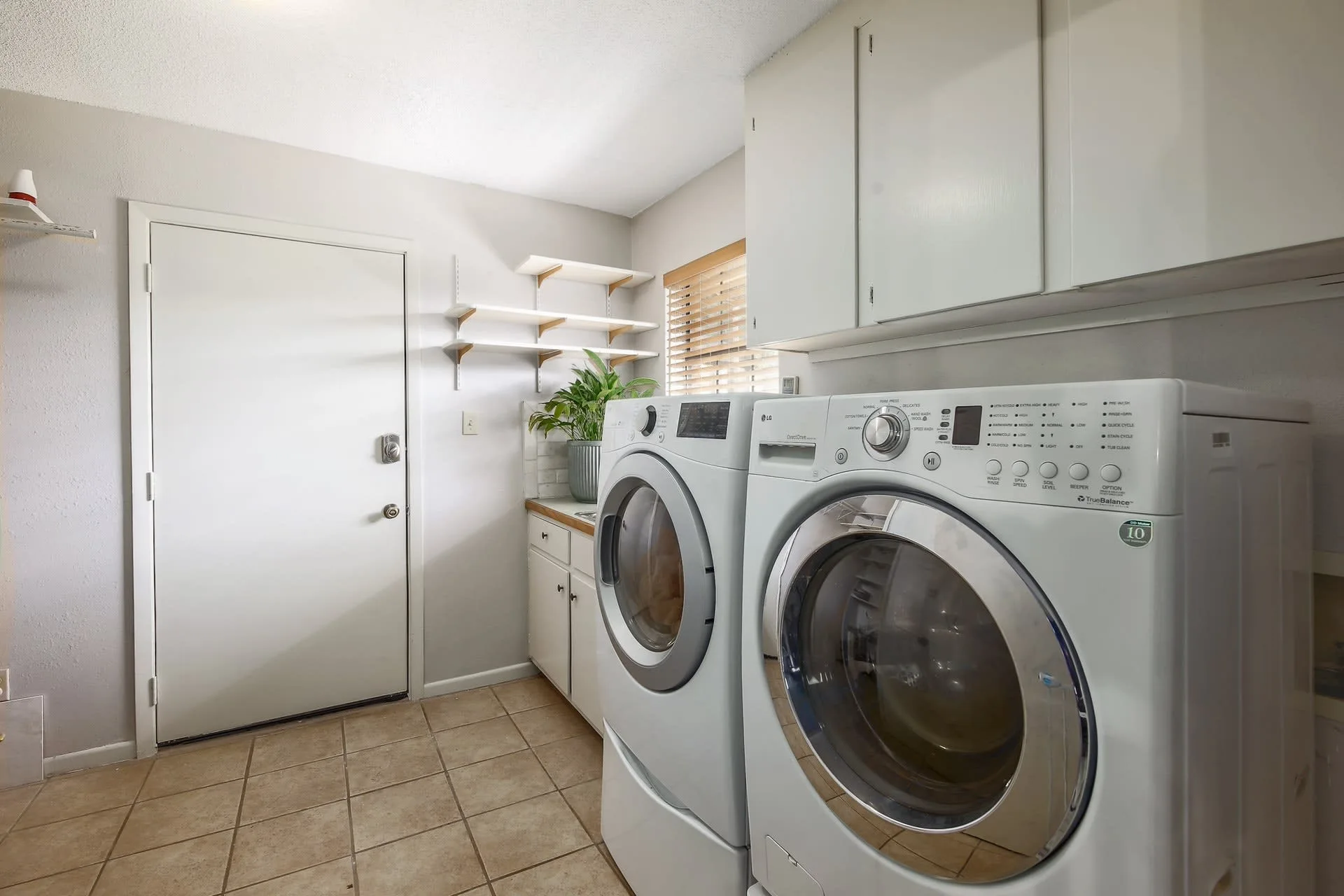 509 Hosack St photo 22