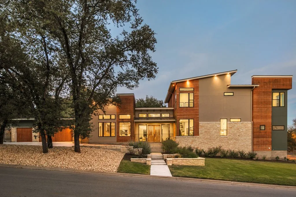 3400 Hancock Dr