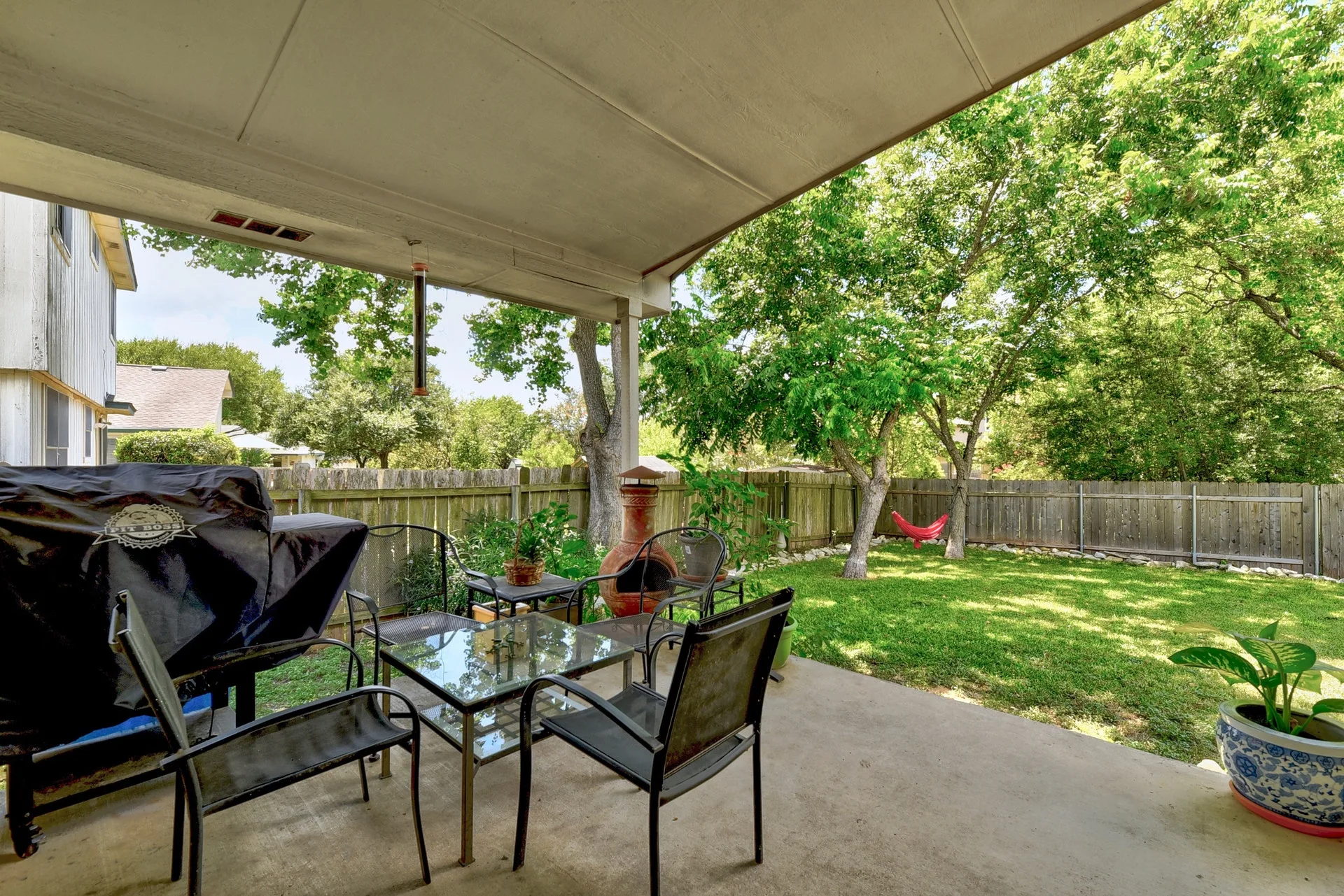 8926 Anna St photo 20