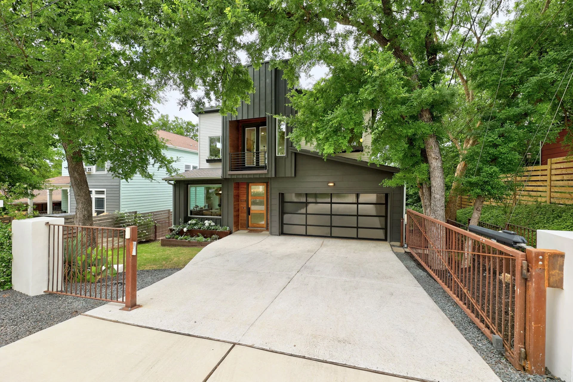 1111 Lott Ave, Austin, Texas 78721 photo 3