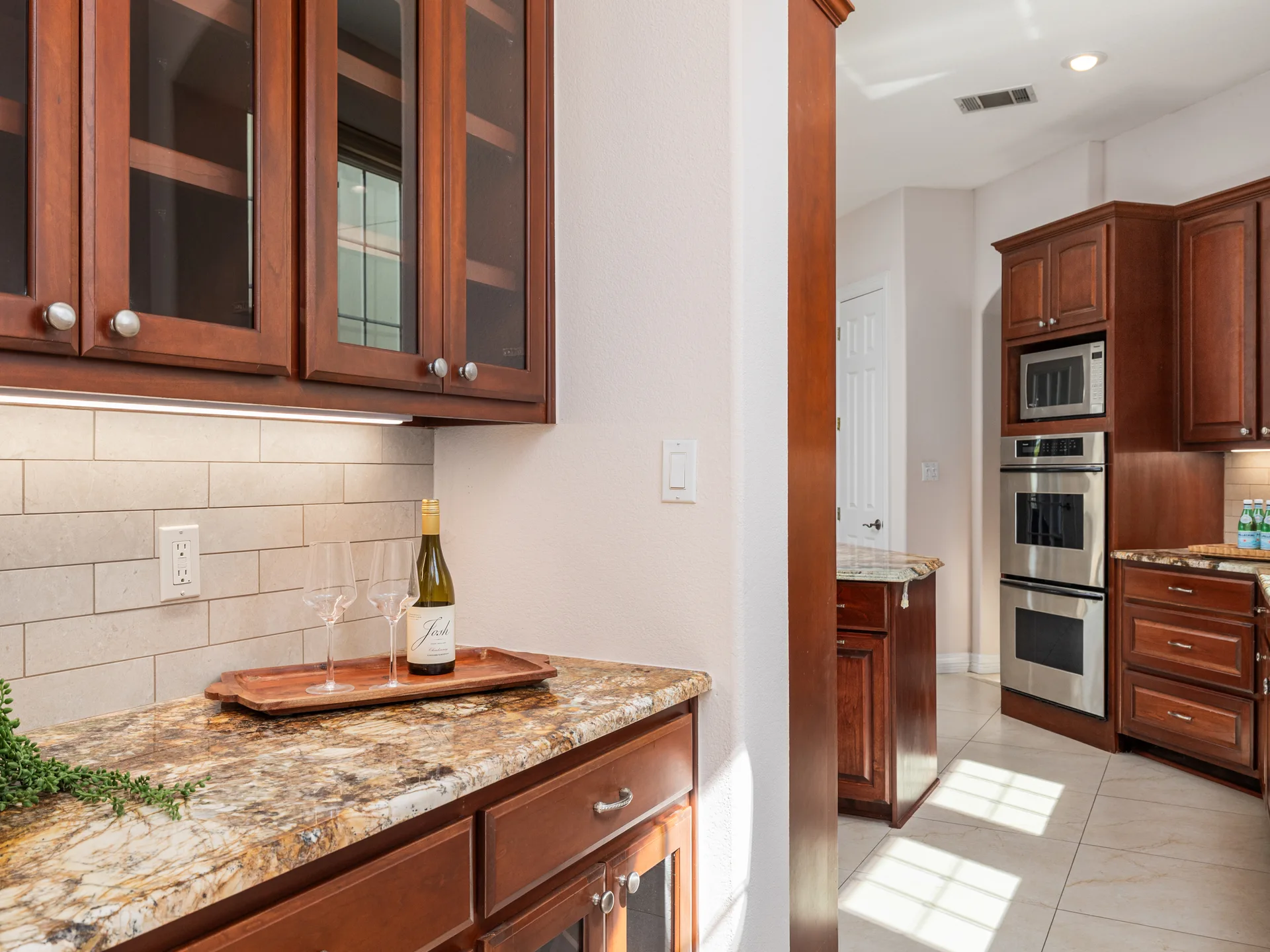 River Place Luxury Lease Opportunity | Pool + Golf Course Views photo 13