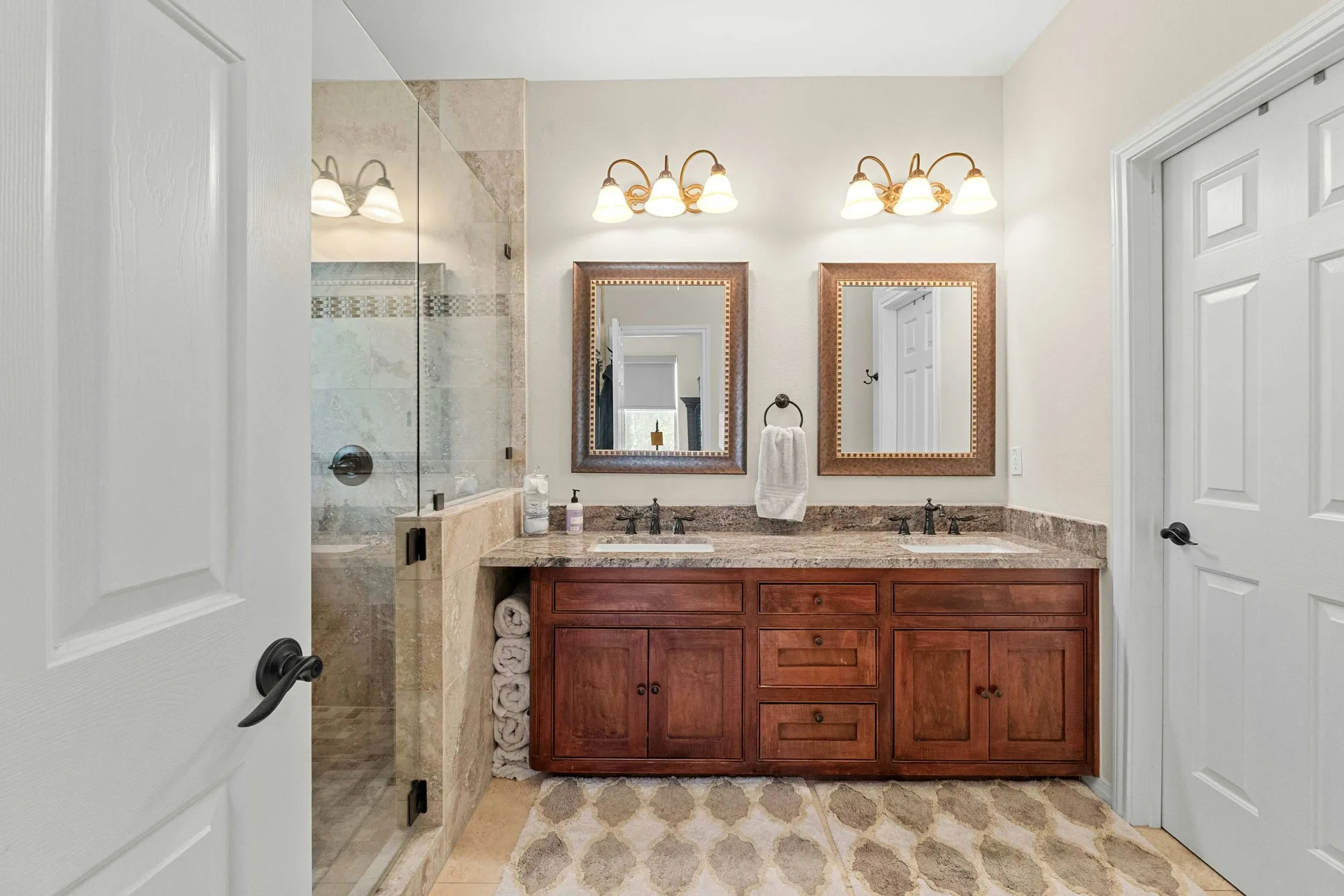 Modern Crestview Two-story Home: Updated Primary Bath, New Roof – Investor Friendly! photo 22