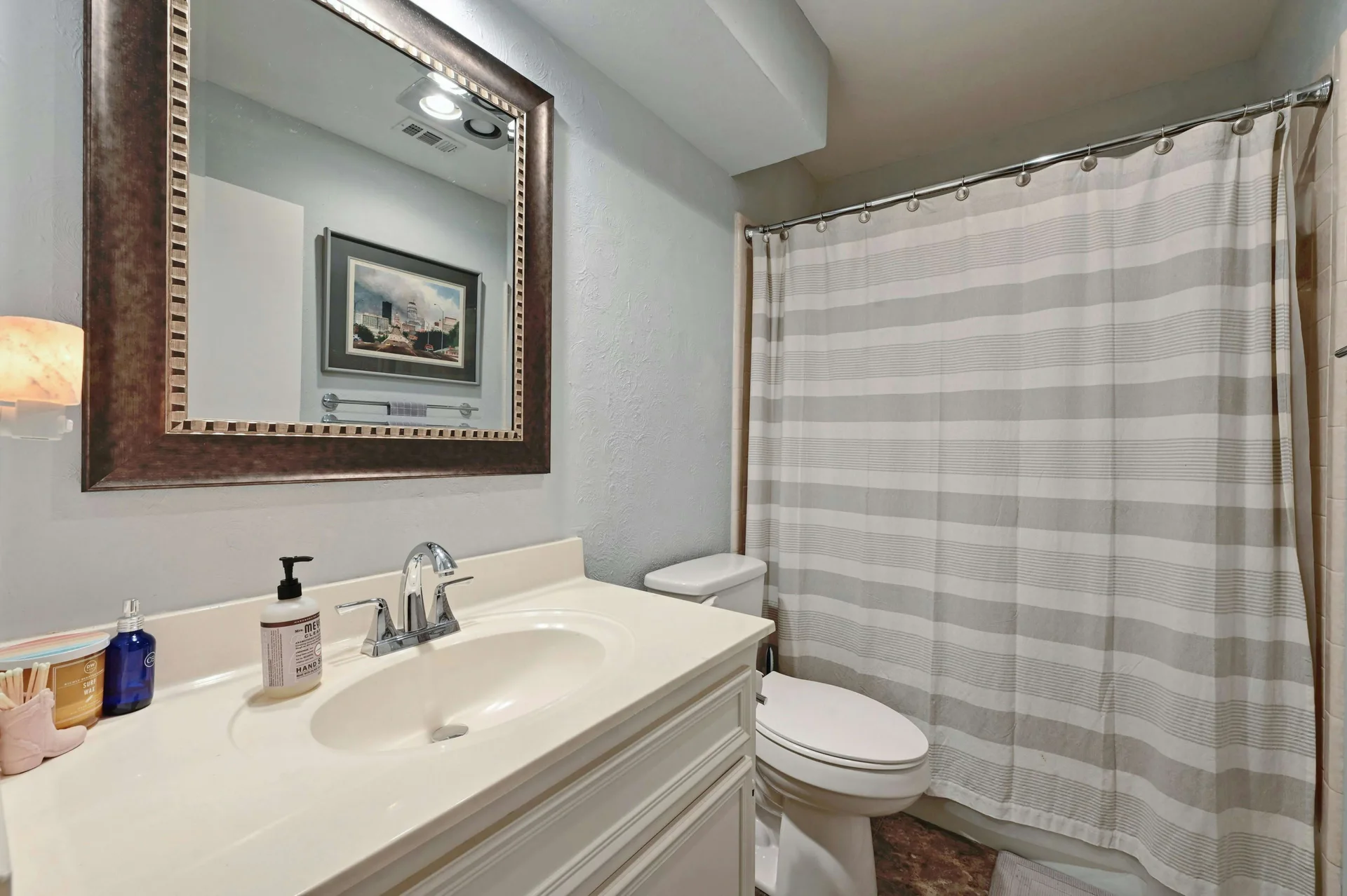 Alluring One-Story Home in in the Coveted 78759! photo 21