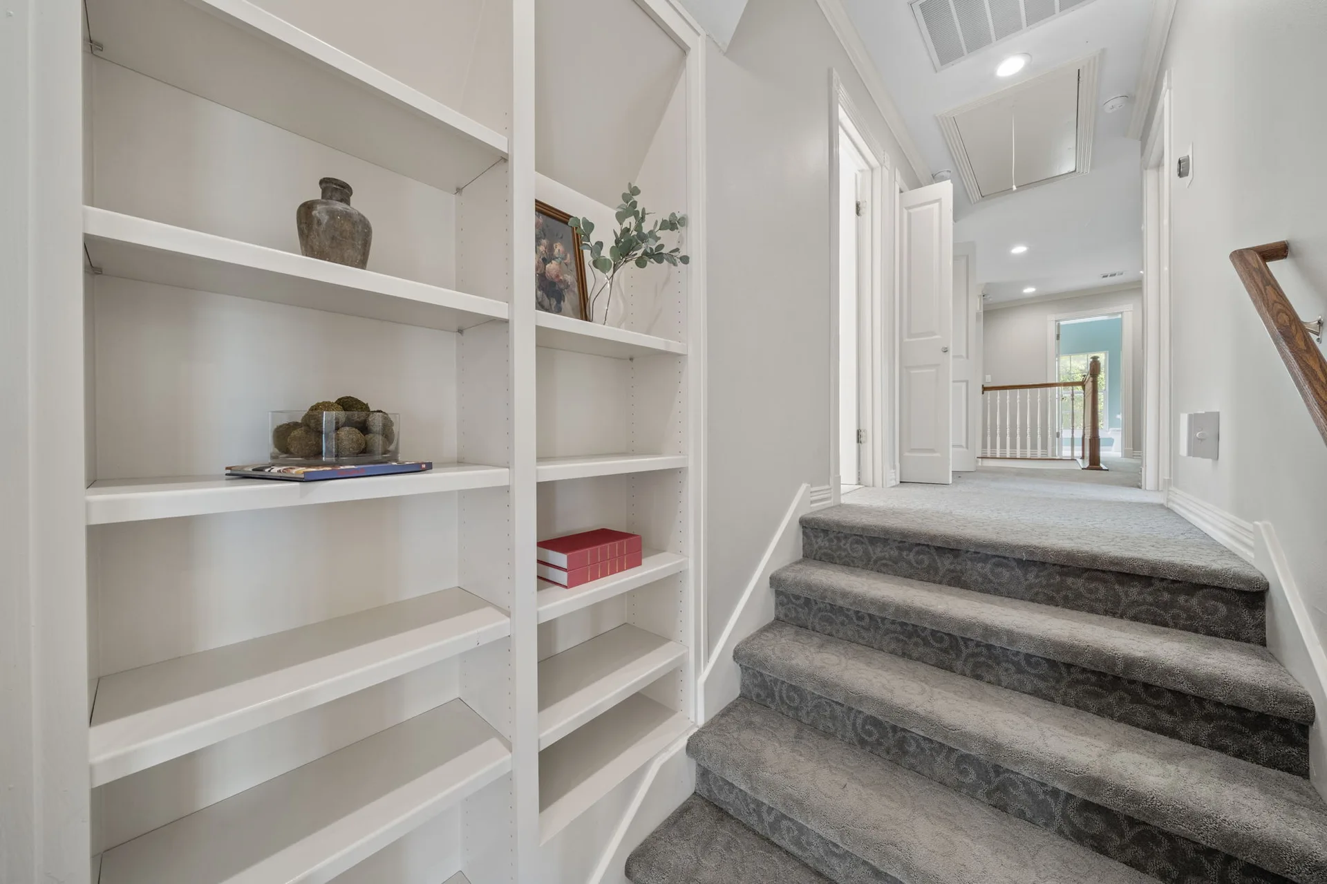 Elegant Colonial Estate in River Place | Walk to Golf, Views for Miles | For Sale or For Lease! photo 26