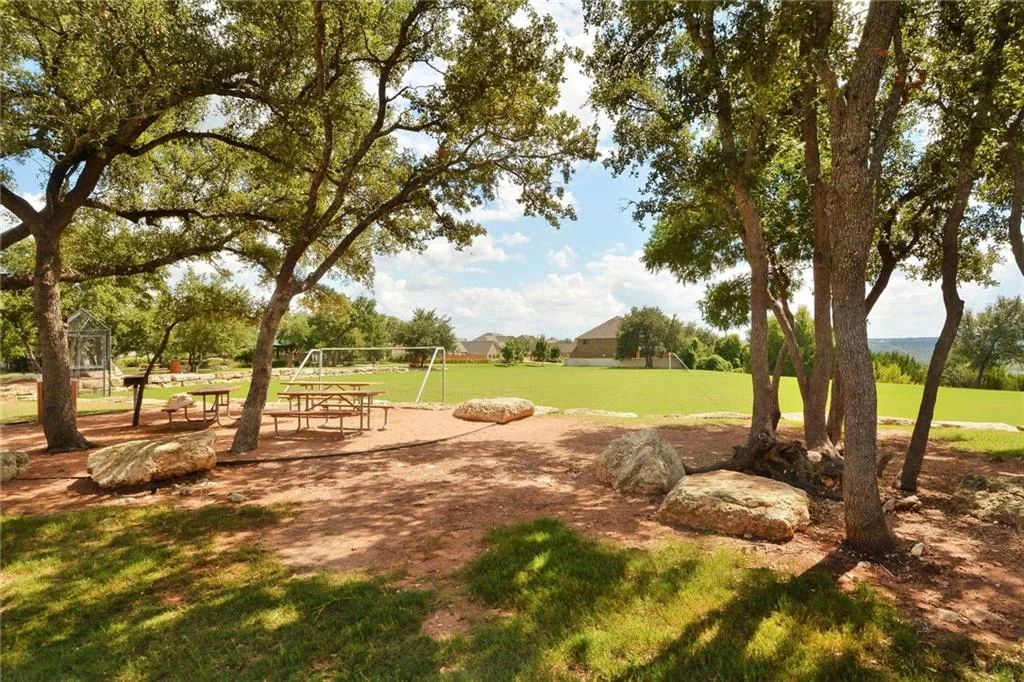 3605 Rip Ford Dr, Austin, Texas 78732 photo 37
