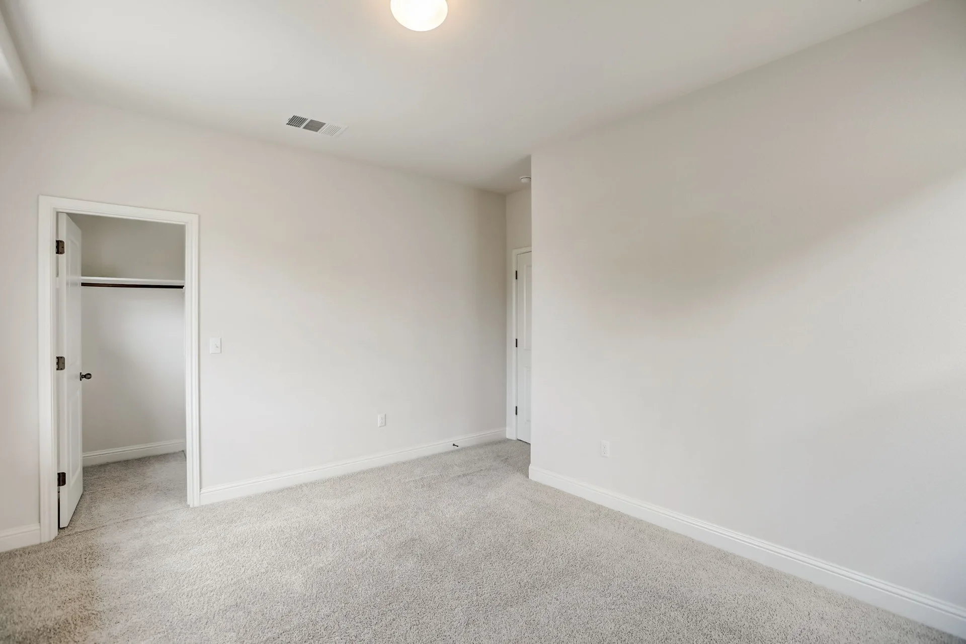 Spacious 4-Bedroom Home in The Preserve at Four Points – A+ School District, Open Floorplan, Luxurious Primary Suite, Covered Patio, and More! photo 24