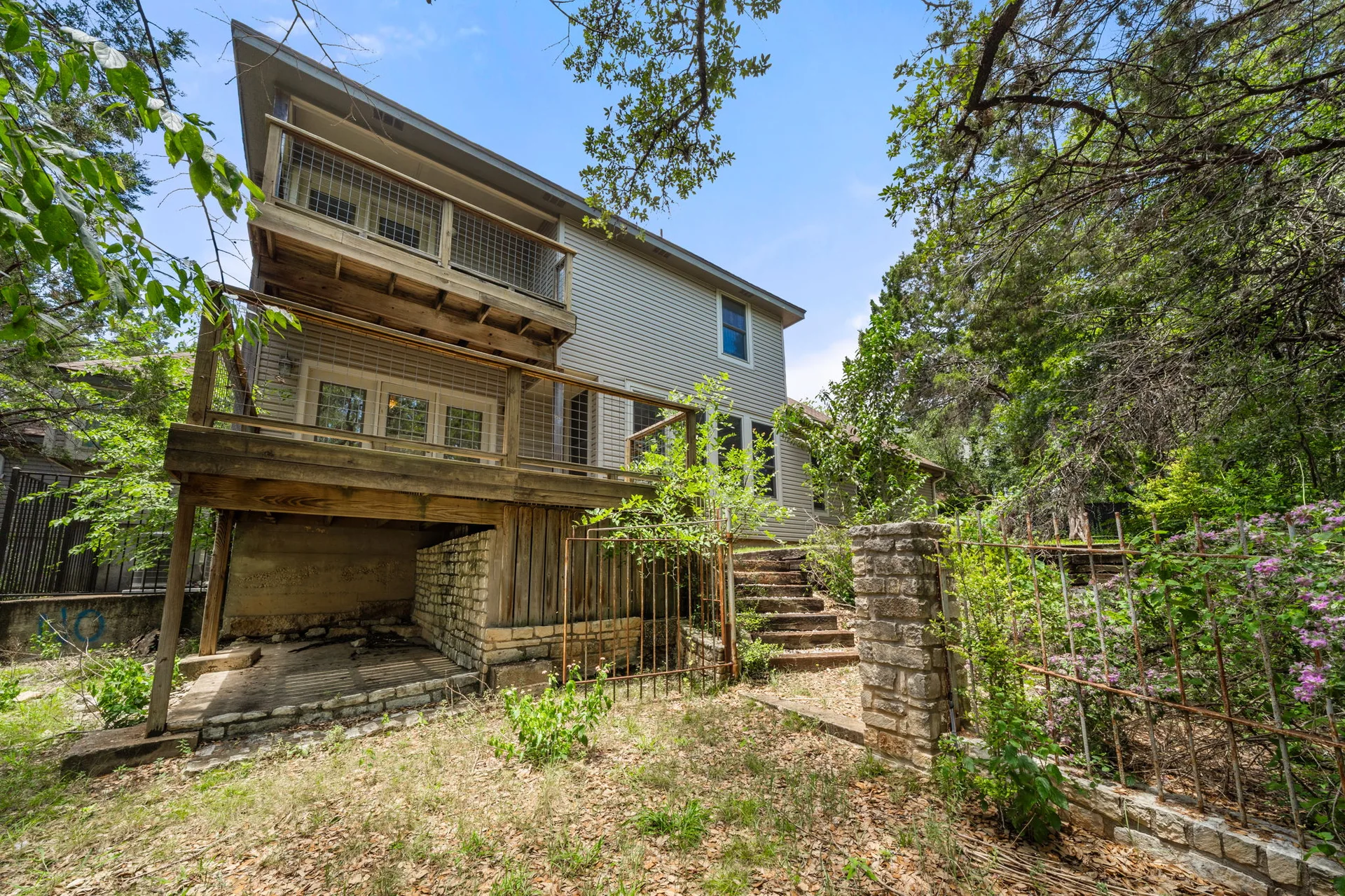 Hidden Lakeway Retreat | Full of Potential + Exclusive Buyer & Agent Incentives photo 40