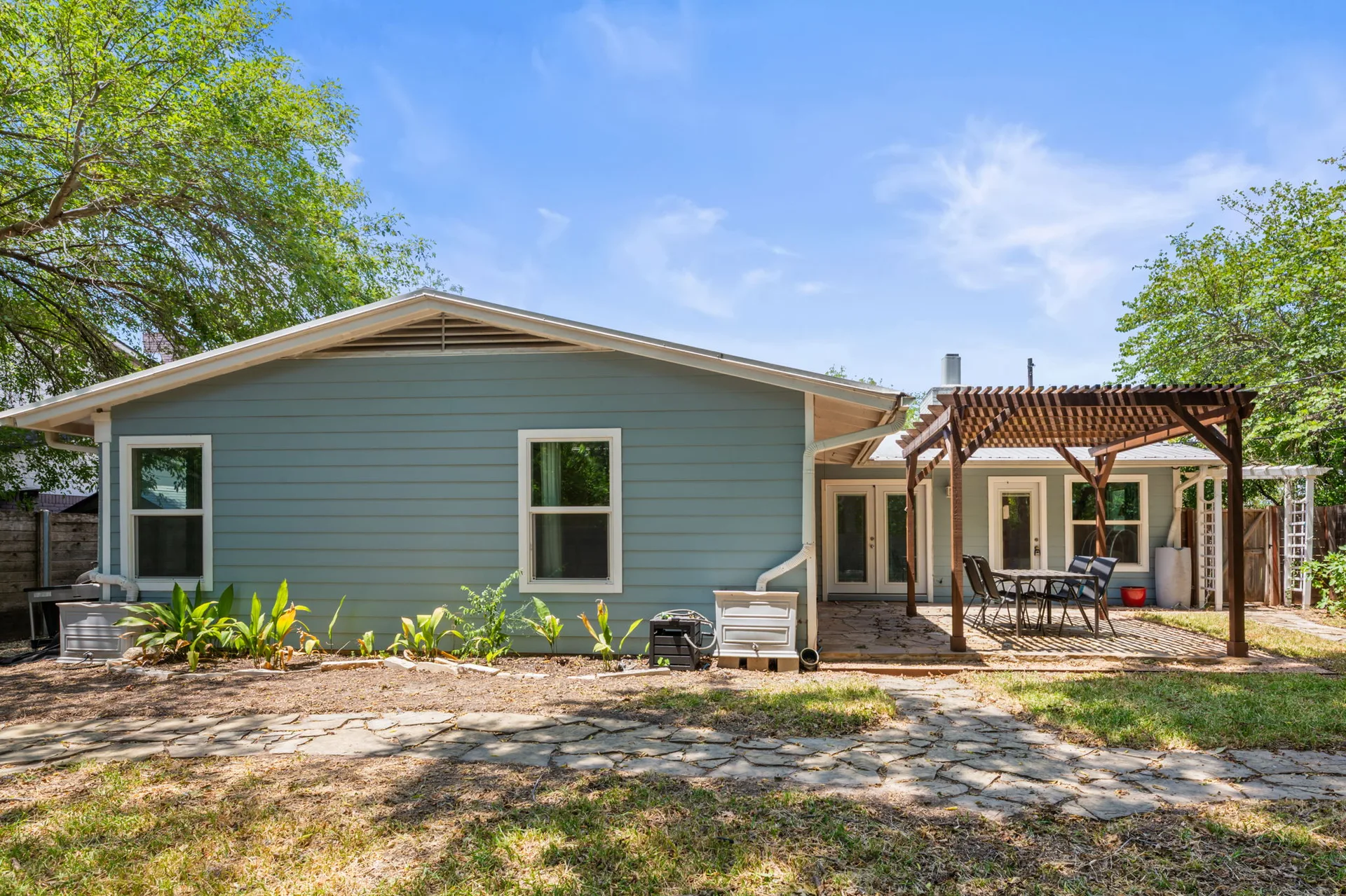 Bright, Updated & Perfectly Located in Central Austin – 4BR/2BA Gem photo 35