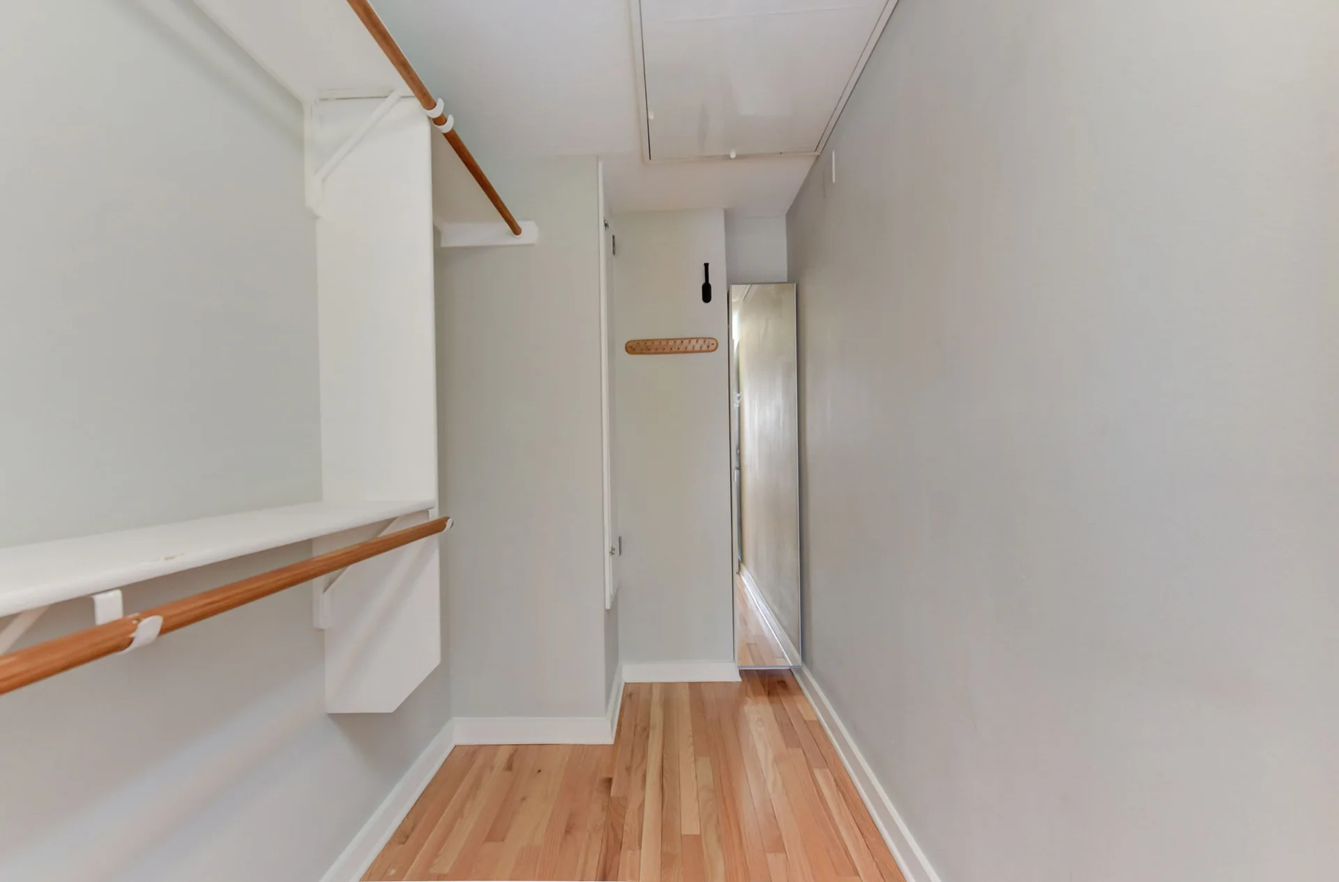 Modern 1/1 Condo in Vibrant South Austin for Lease! photo 18
