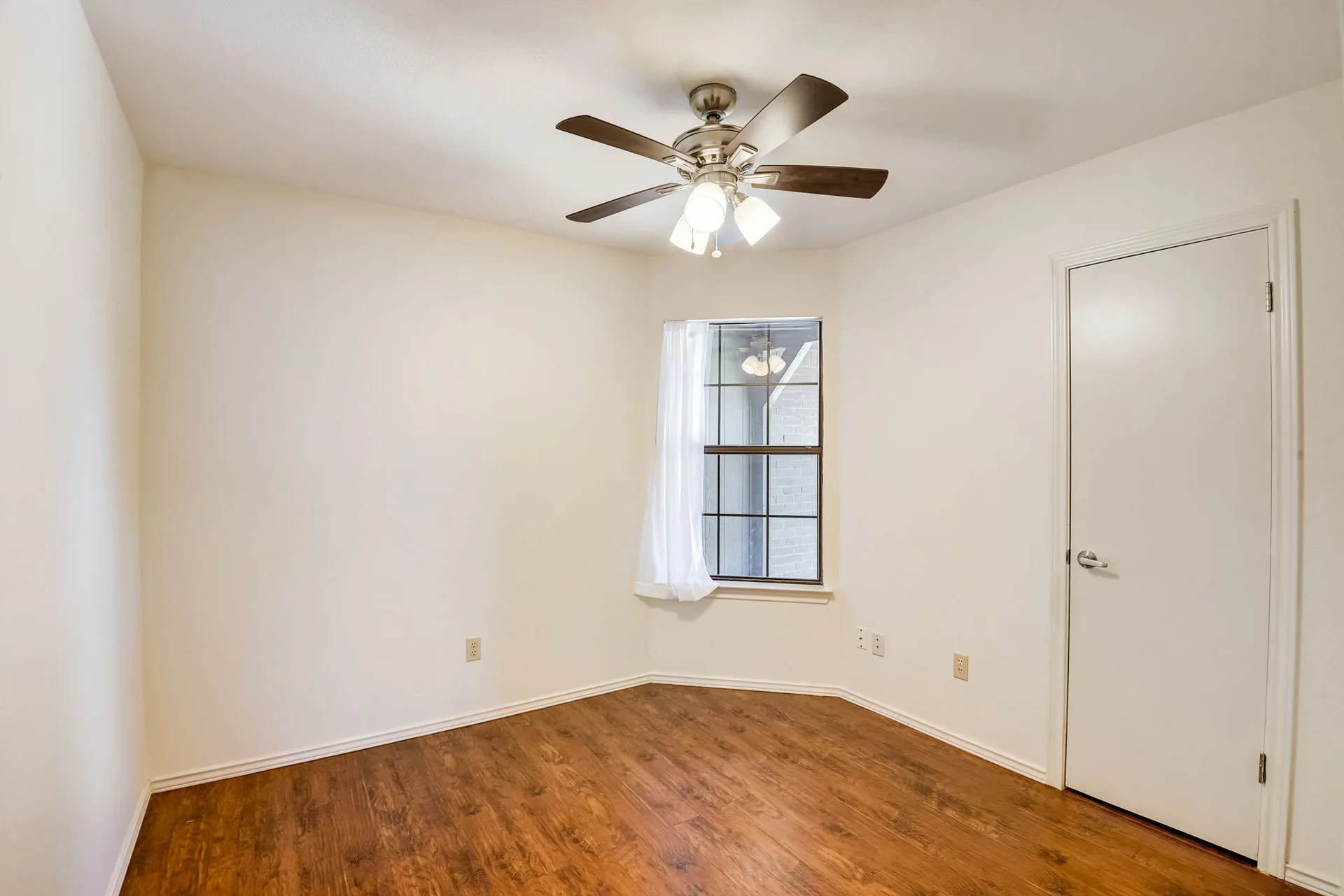 Transform this 1-Story Brushy Creek Home w/ a New Roof into Your Dream Oasis! photo 18