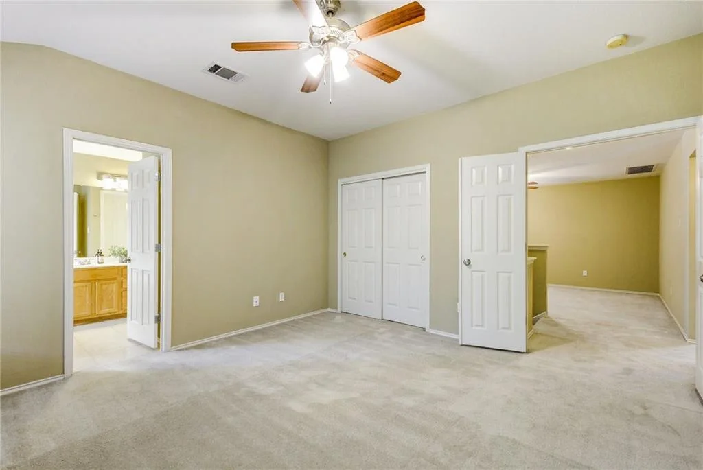 Stunning Milwood Home: Prime Location and Secluded Backyard that Backs to a Greenspace! photo 14