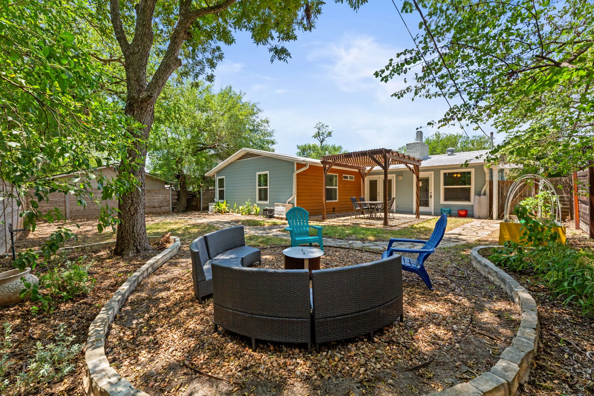 Bright, Updated & Perfectly Located in Central Austin – 4BR/2BA Gem photo 33