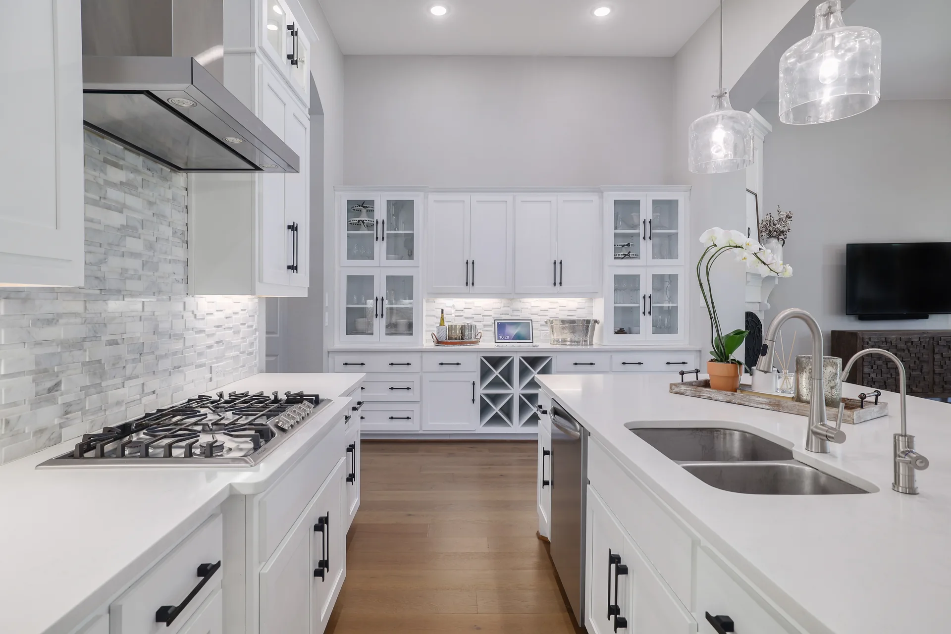 Greenbelt Beauty in Mason Hills with Media Room & 3-Car Garage photo 9