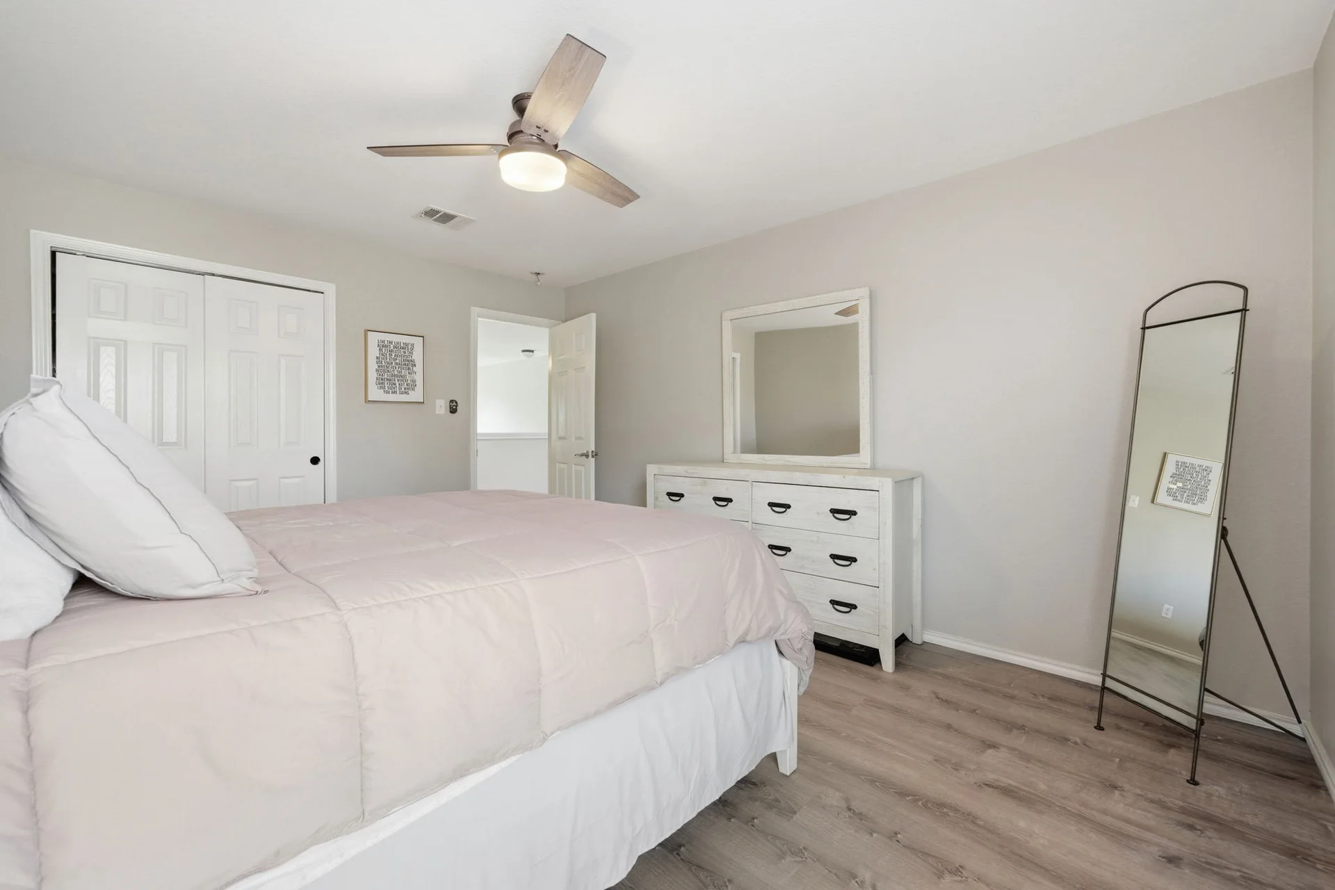 Elegantly Updated Lakeway Retreat w/ New Roof photo 48