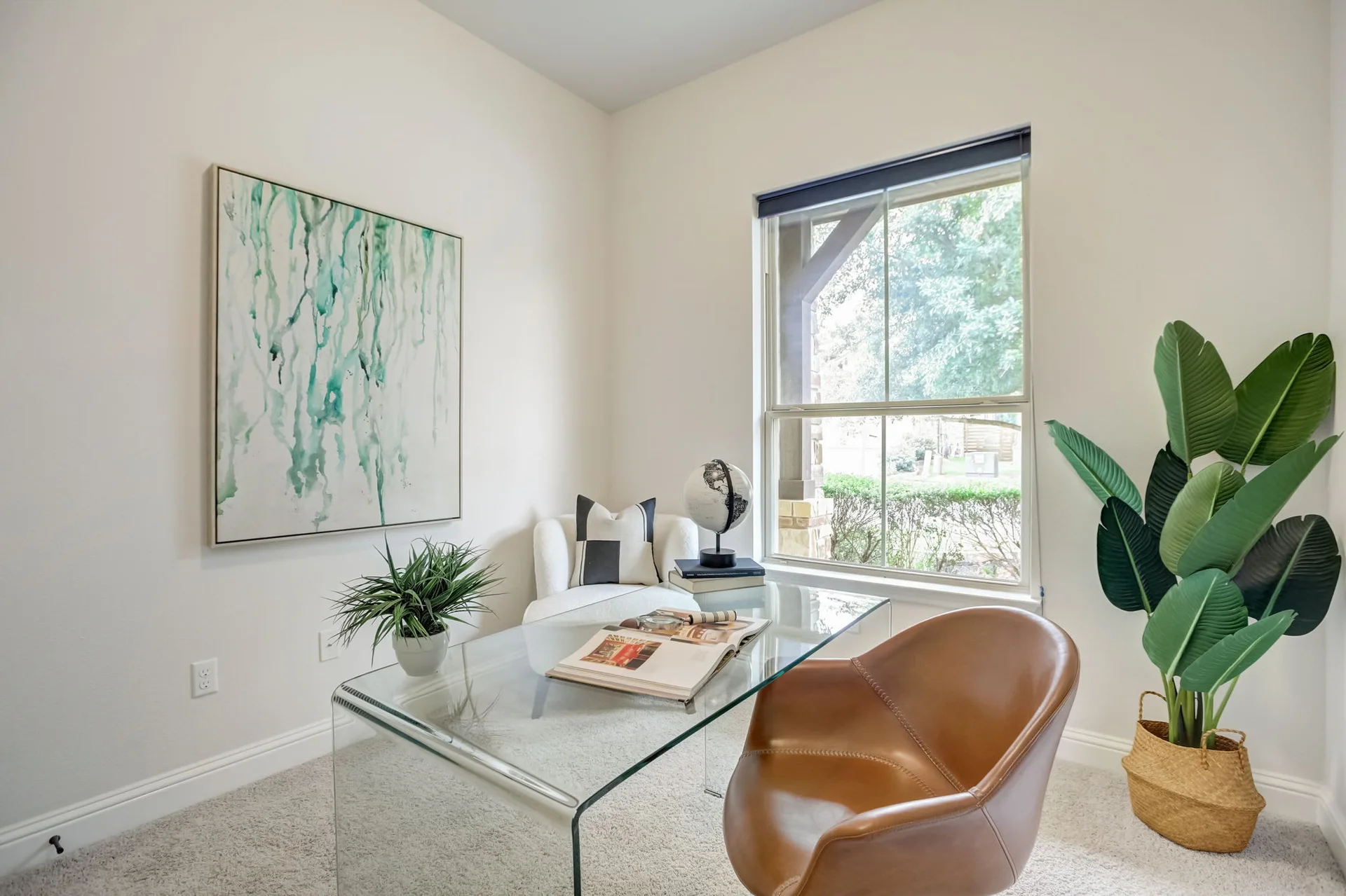 Spacious 4-Bedroom Home in The Preserve at Four Points – A+ School District, Open Floorplan, Luxurious Primary Suite, Covered Patio, and More! photo 15