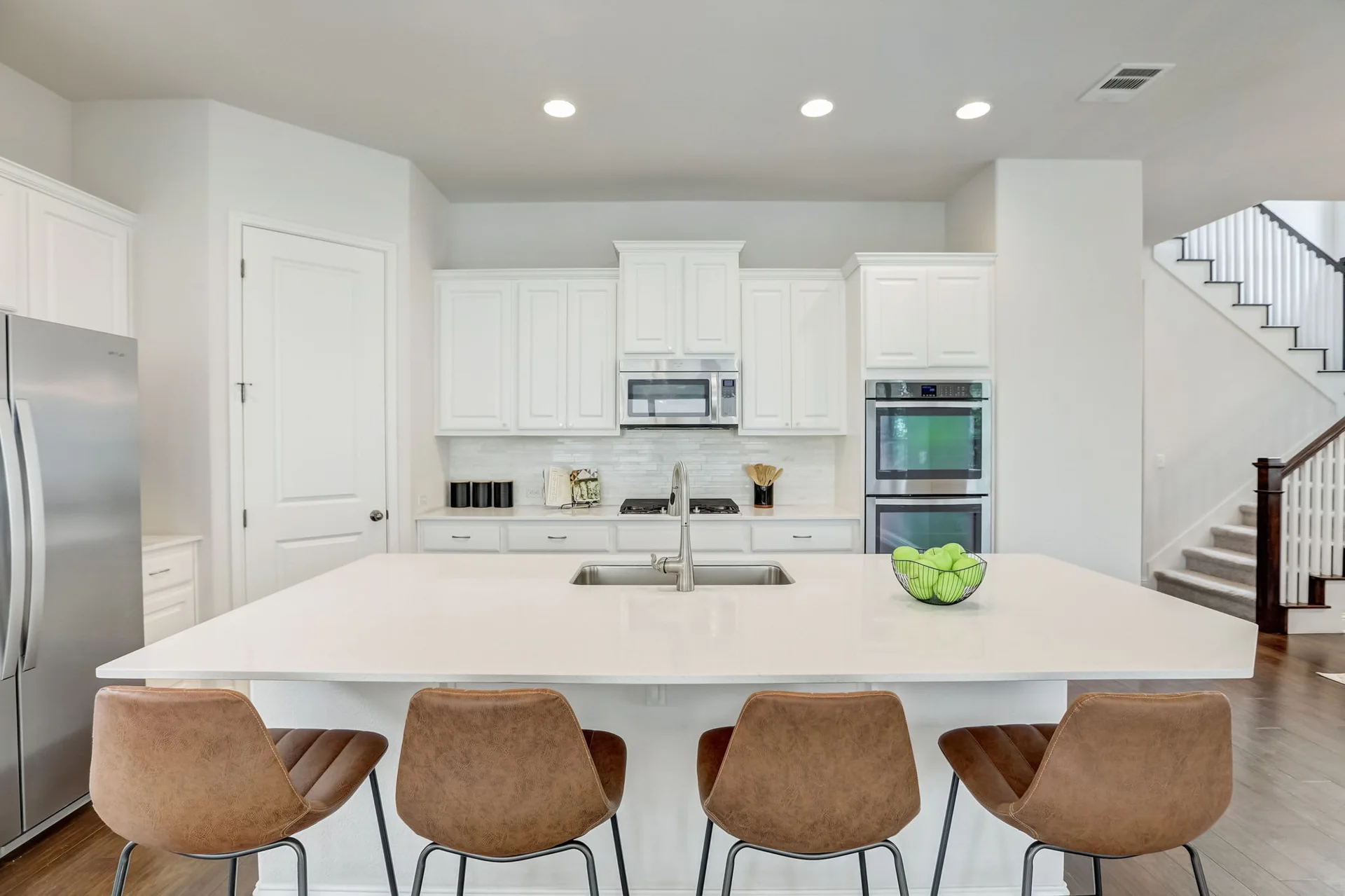 Spacious 4-Bedroom Home in The Preserve at Four Points – A+ School District, Open Floorplan, Luxurious Primary Suite, Covered Patio, and More! photo 11