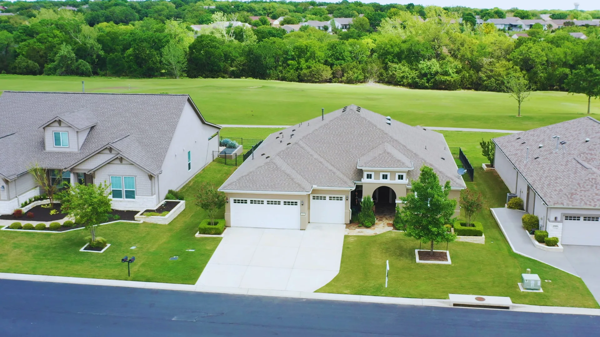 424 Star Mountain Ln, Georgetown, TX 78633 photo 2