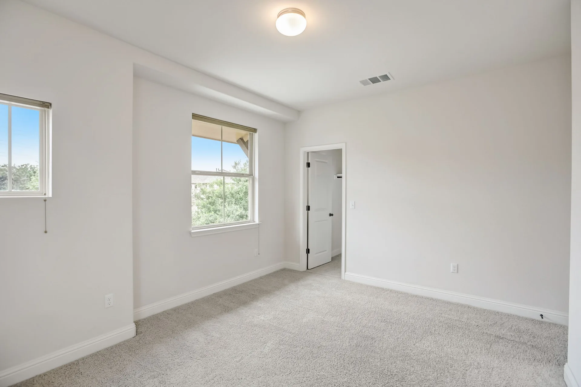 Spacious 4-Bedroom Home in The Preserve at Four Points – A+ School District, Open Floorplan, Luxurious Primary Suite, Covered Patio, and More! photo 23