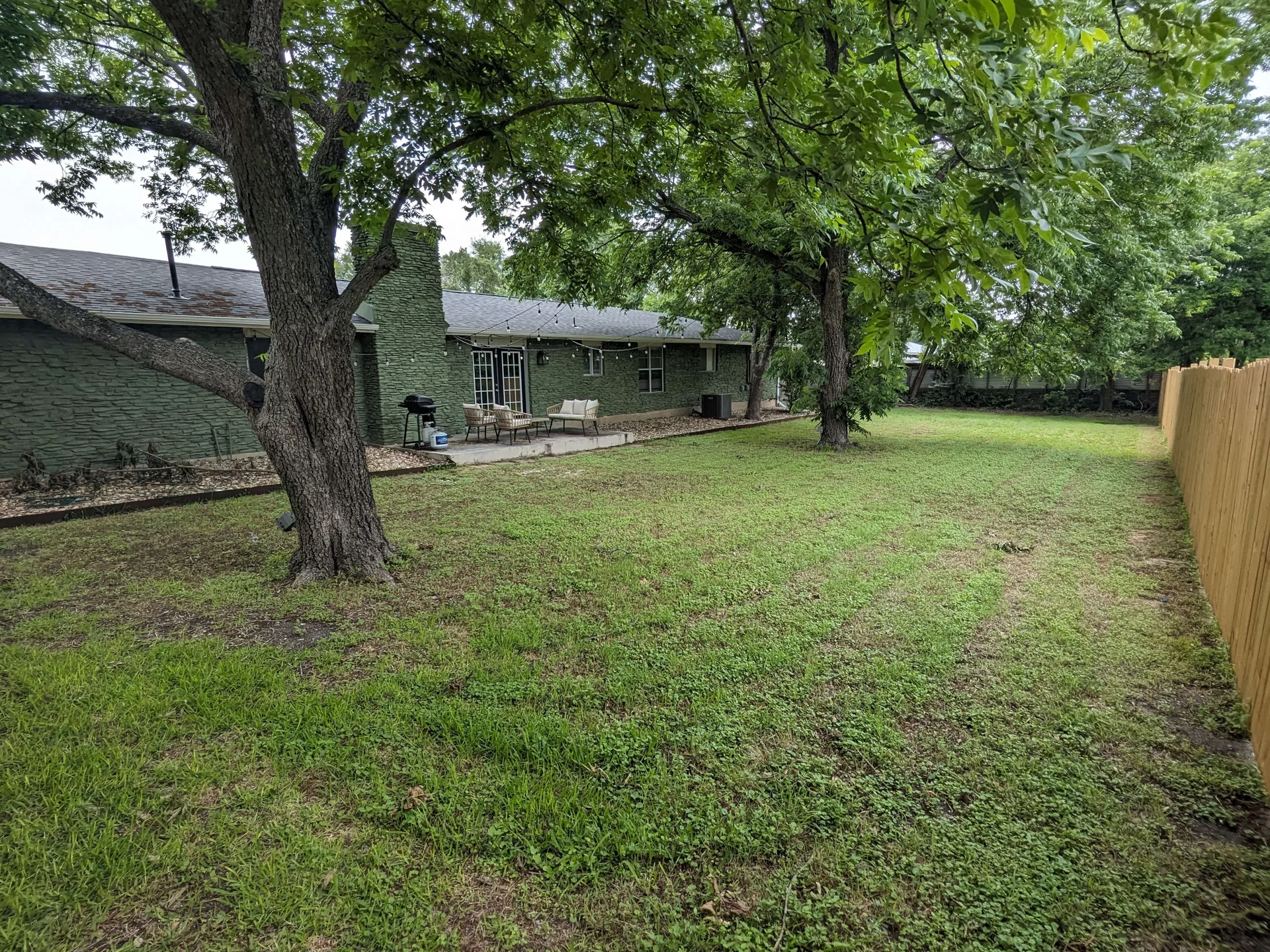 Dog friendly mid-century 1-story home near Domain photo 52
