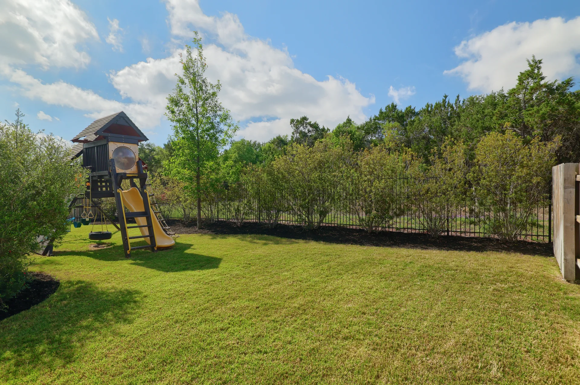 Greenbelt Beauty in Mason Hills with Media Room & 3-Car Garage photo 39