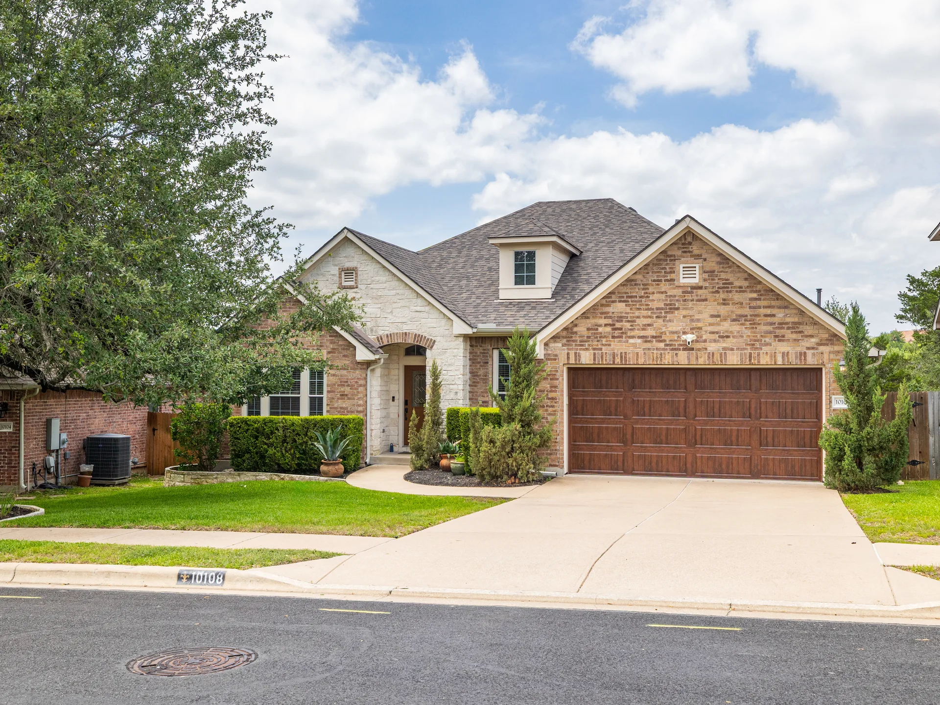 Greenbelt Retreat w/ Pool + Spa | Updated Single-Story in Canyon Creek photo 4