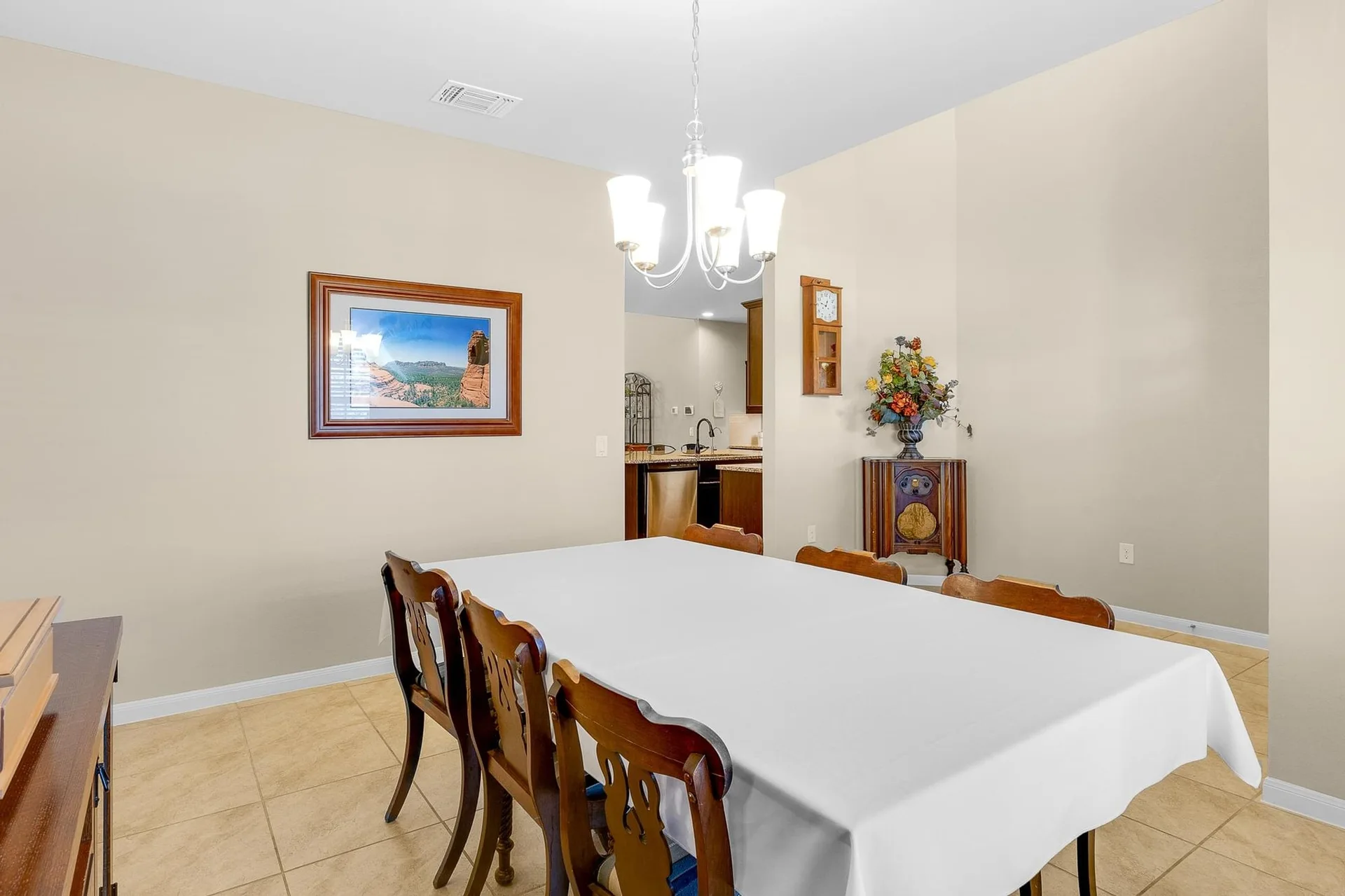 Exceptionally rare and meticulously cared-for home, nestled against the breathtaking backdrop of McKinney Falls State Park! photo 9