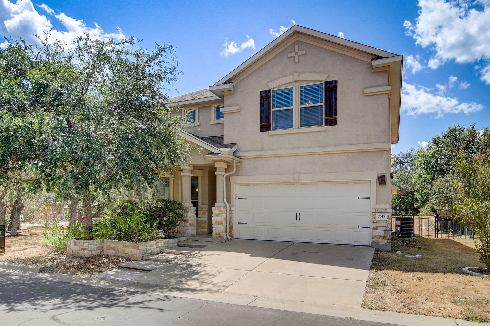 7618 Evening Sky Cir Austin, TX 78735 photo 2