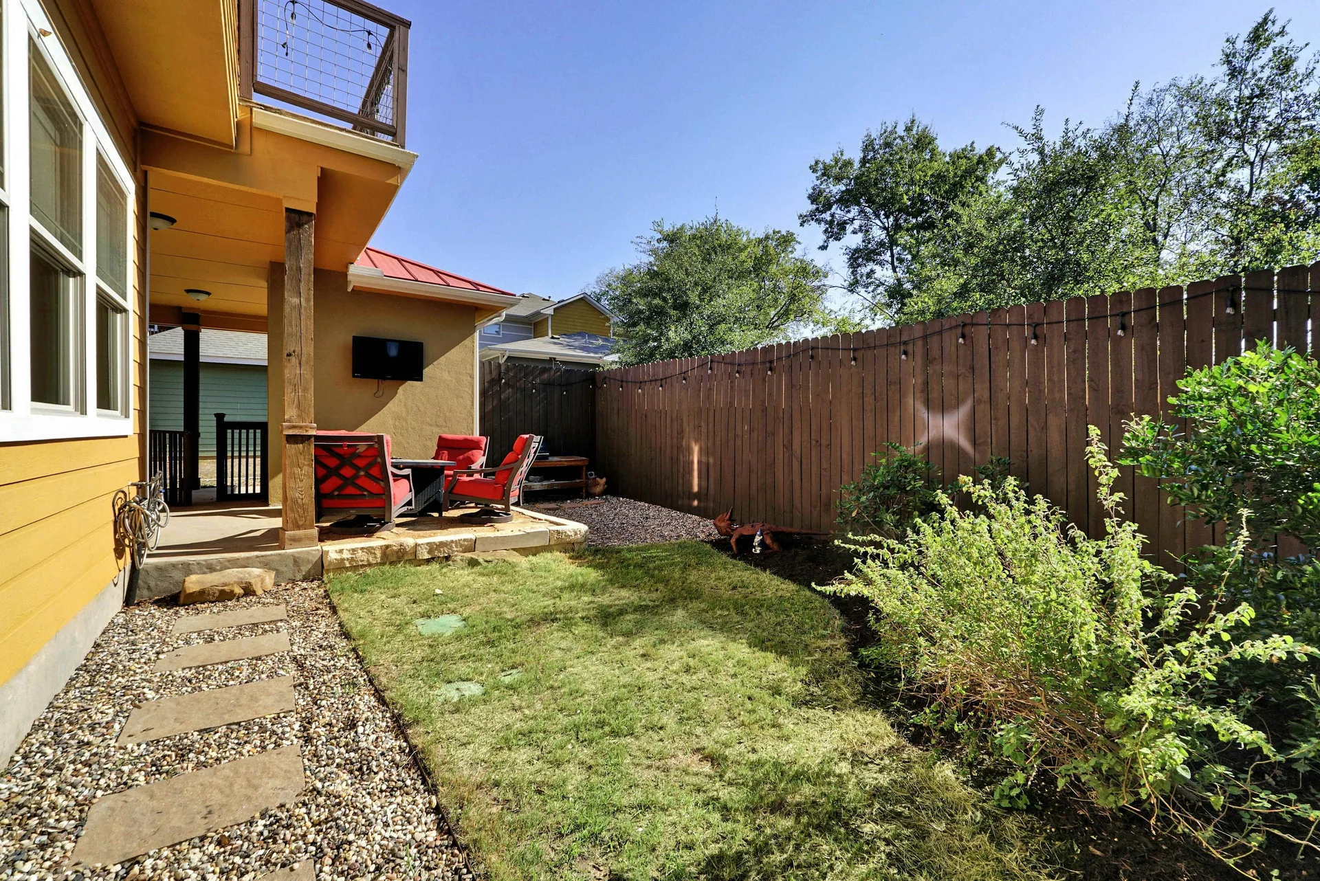 Modern Crestview Two-story Home: Updated Primary Bath, New Roof – Investor Friendly! photo 32