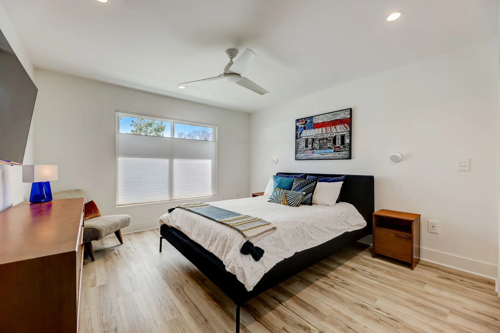 Stunning modern mid-century rebuilt home in the sought-after Delwood Heights near Mueller! photo 45