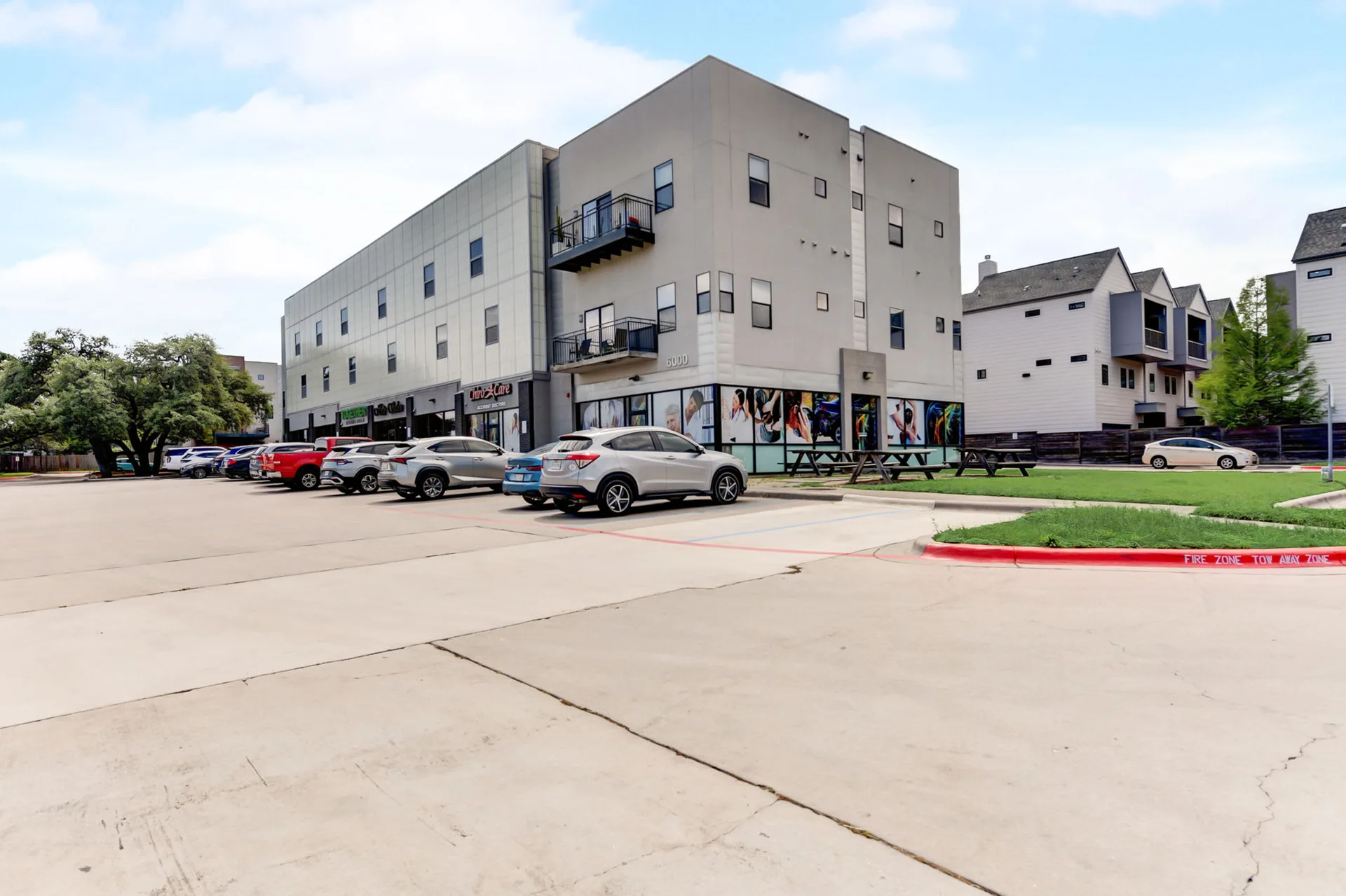 Modern 1/1 Condo in Vibrant South Austin for Lease! photo 23