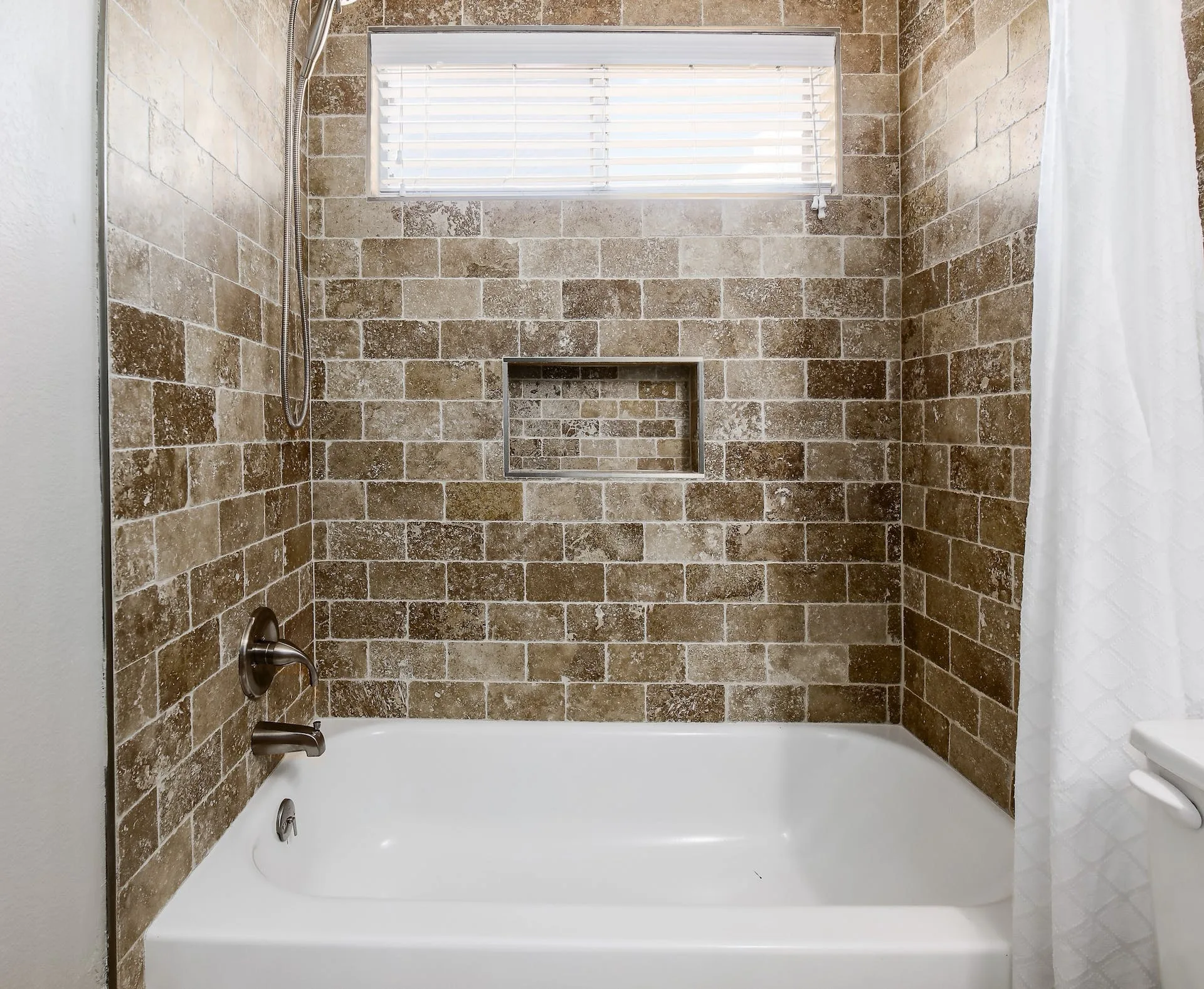 800 Sweet Leaf Ln, Pflugerville, Texas 78660 photo 21