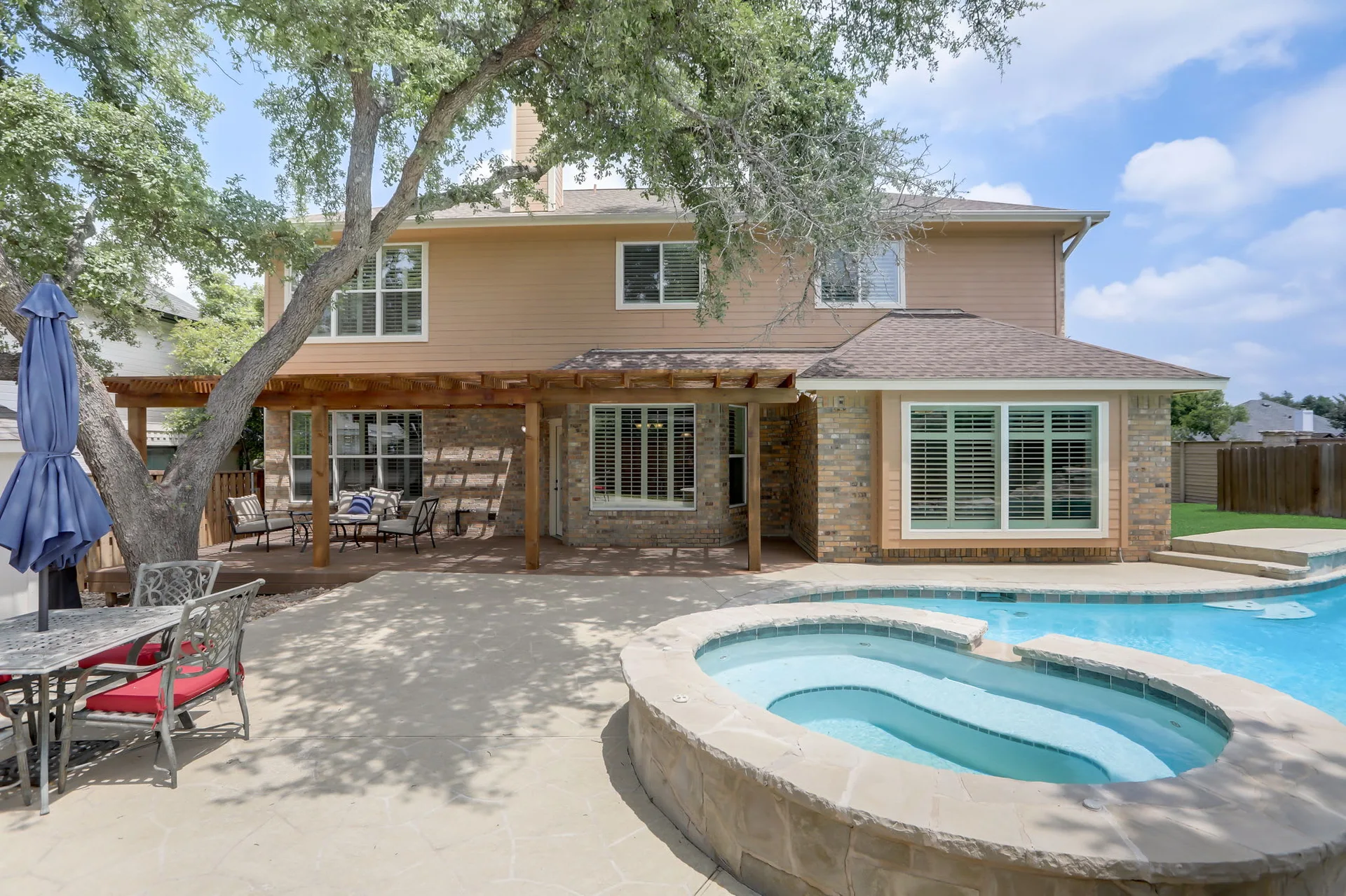 Captivating Cul-de-Sac Home in River Place with Upgrades & Sparkling Pool/Spa! photo 72