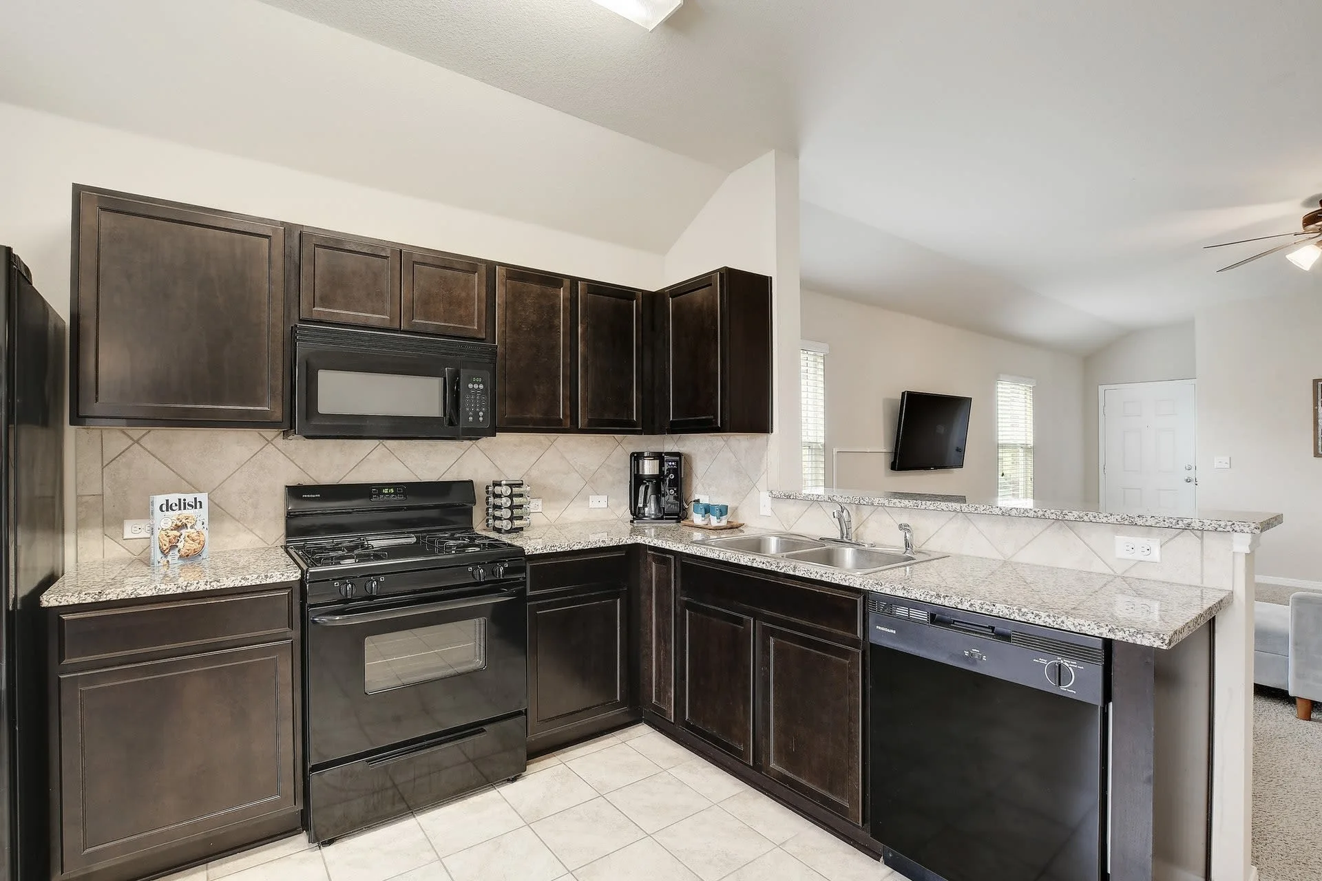 194 Screech Owl Dr photo 9