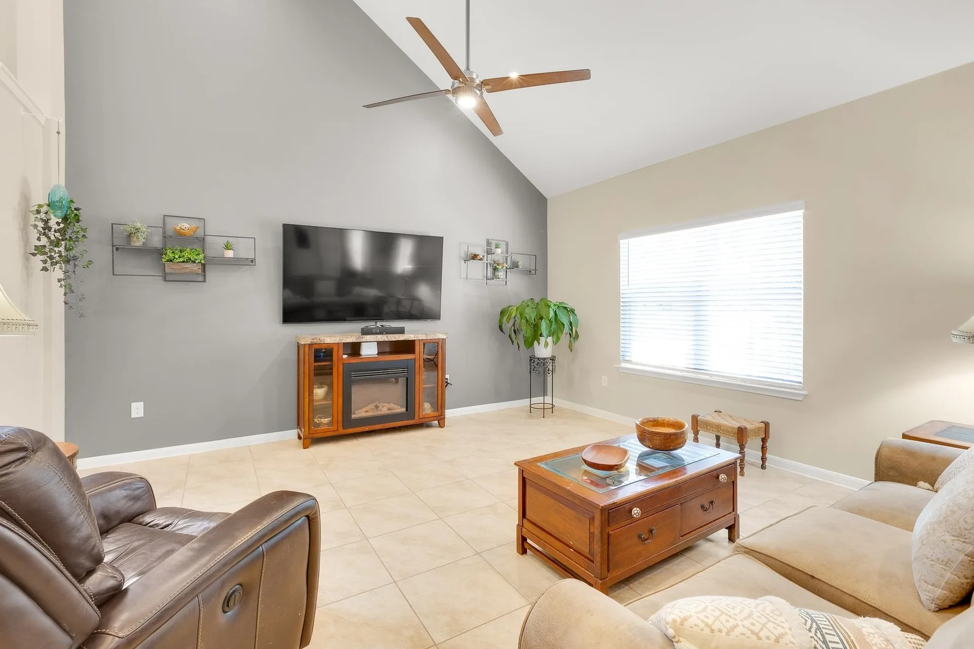 Exceptionally rare and meticulously cared-for home, nestled against the breathtaking backdrop of McKinney Falls State Park! photo 16