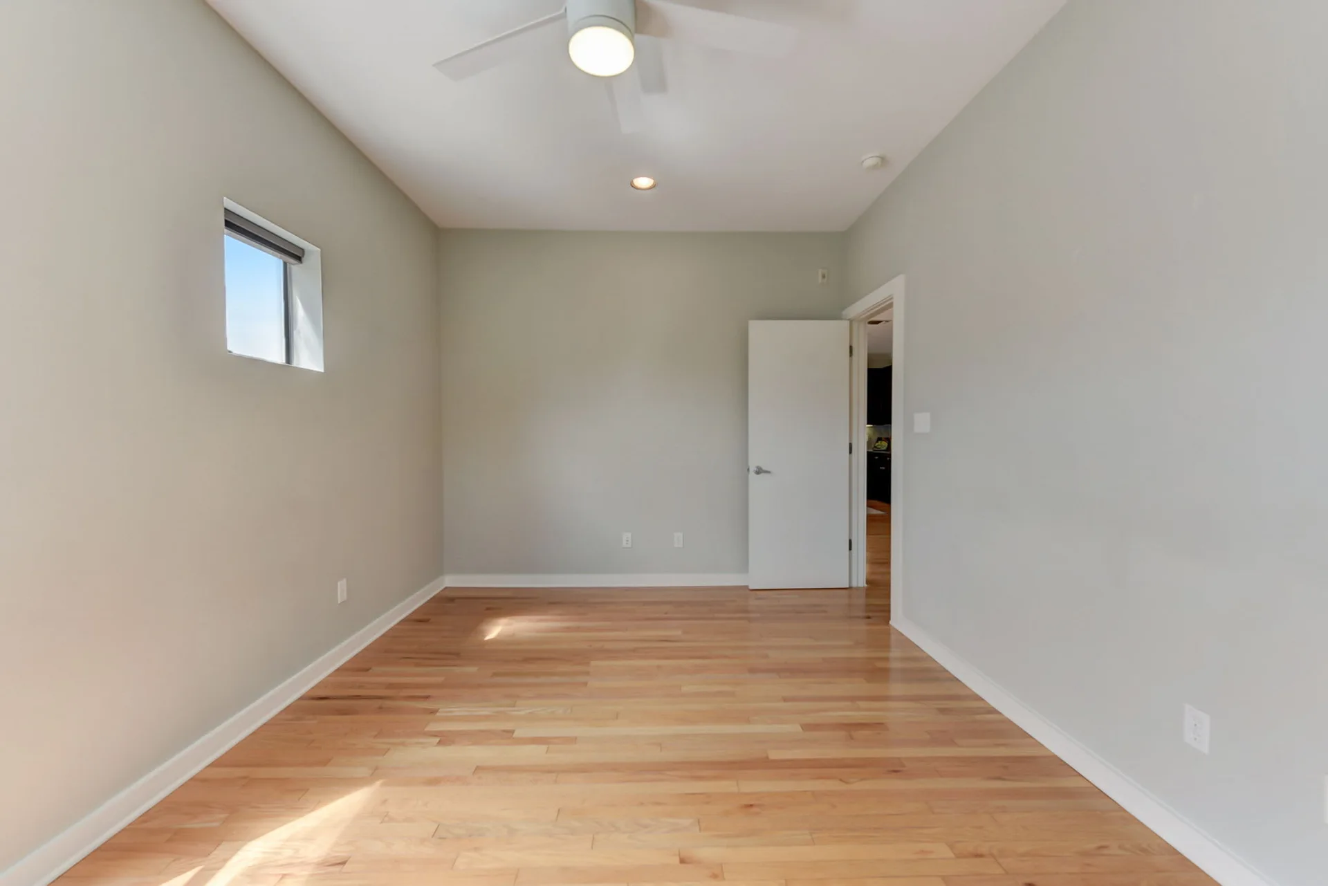 Modern 1/1 Condo in Vibrant South Austin for Lease! photo 16