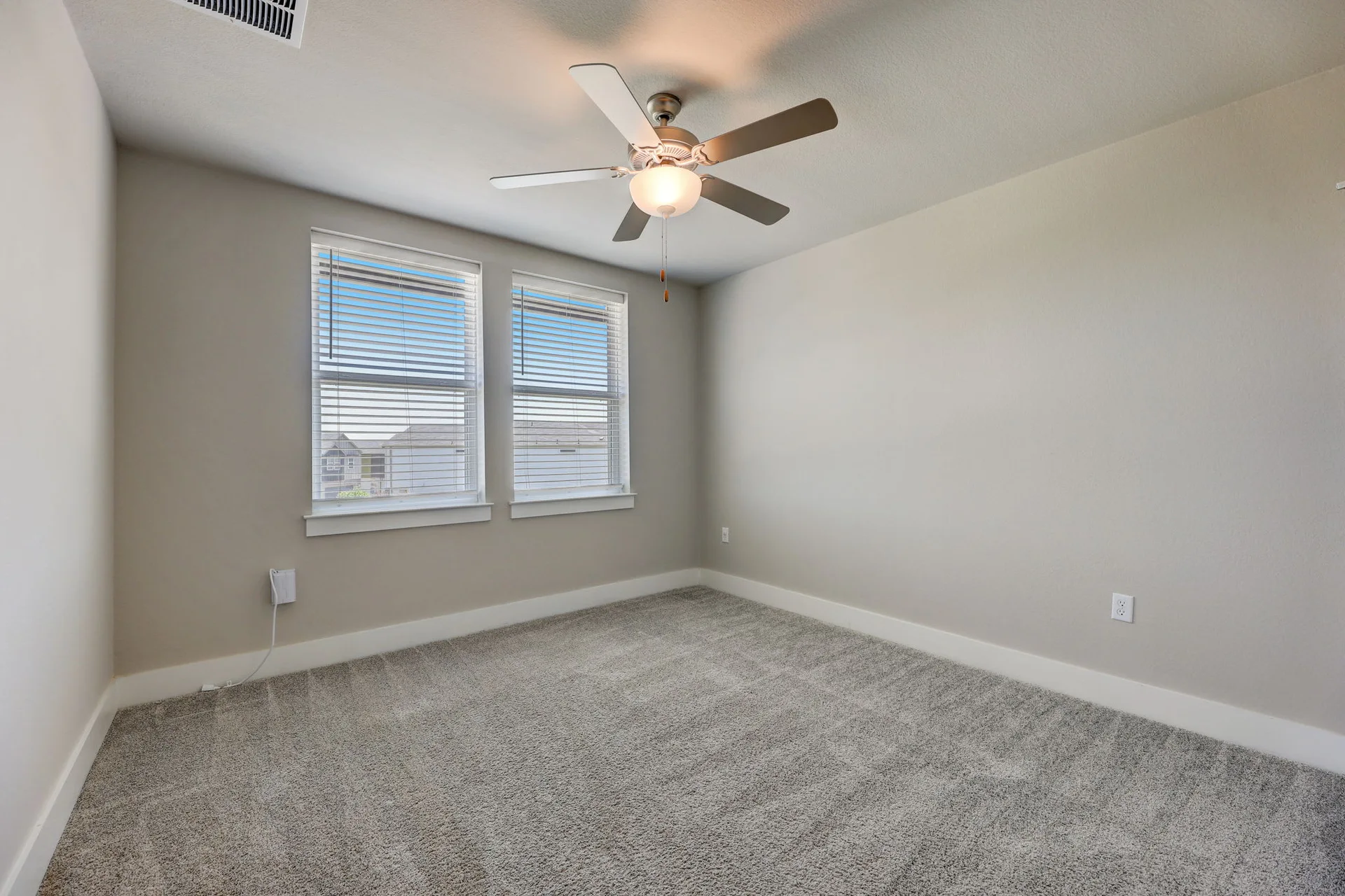 Stunning 2021 Meritage Home in Easton Park with FREE Solar Panels! Better Priced Than New Builds and Move-In Ready! photo 31