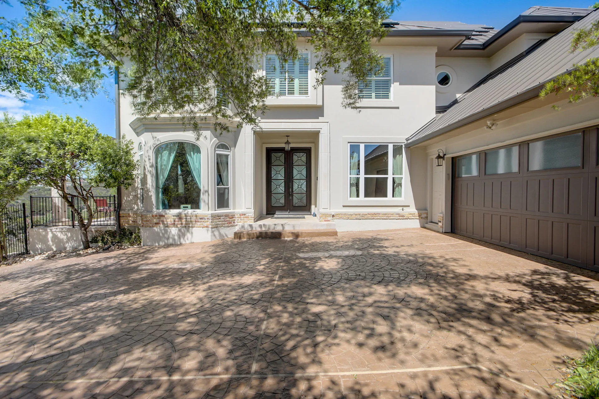 Hill Country Paradise: Luxurious 4/3 Home with Heated Pool/Spa and Spectacular Sunset Views in River Place! photo 4