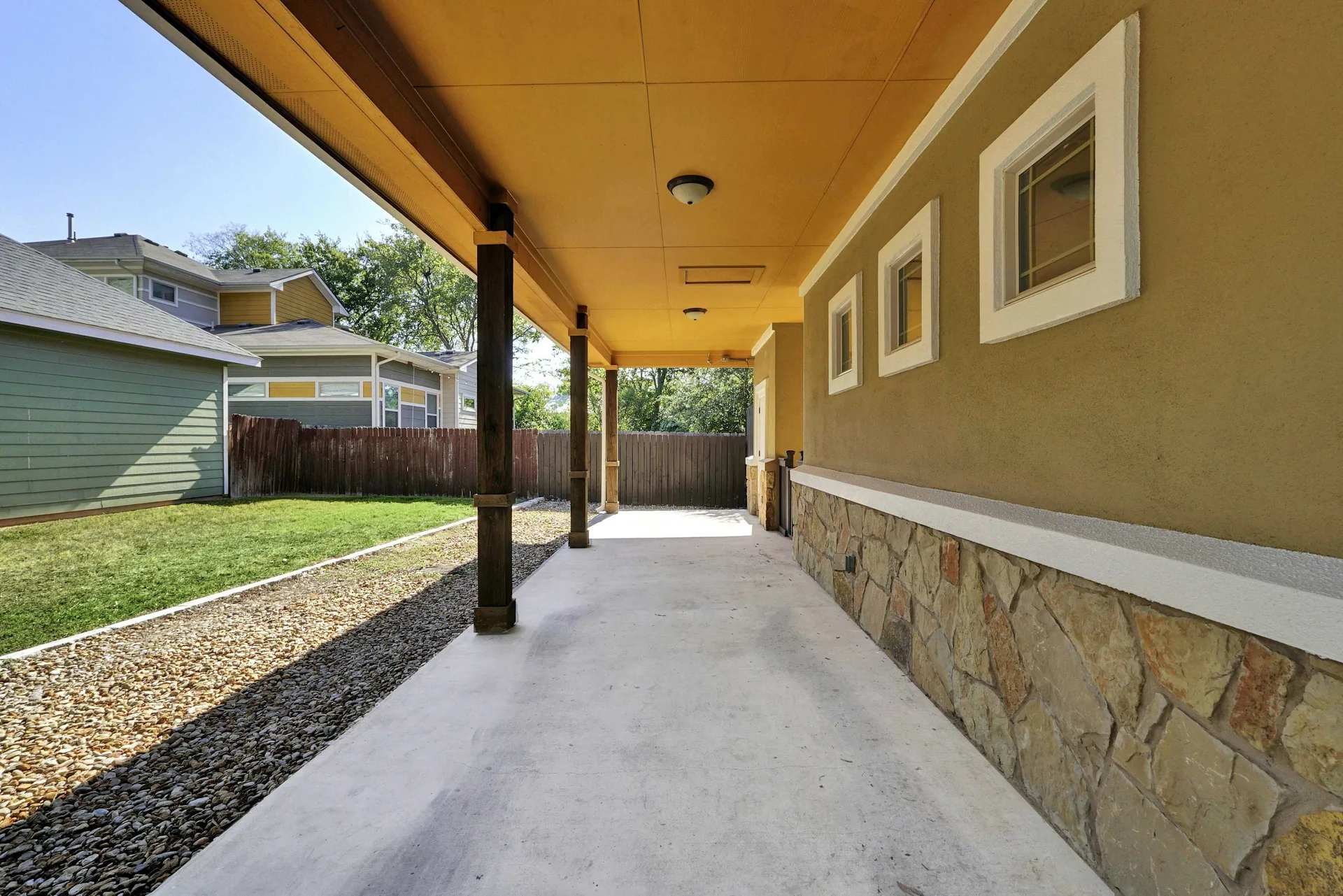 Modern Crestview Two-story Home: Updated Primary Bath, New Roof – Investor Friendly! photo 38