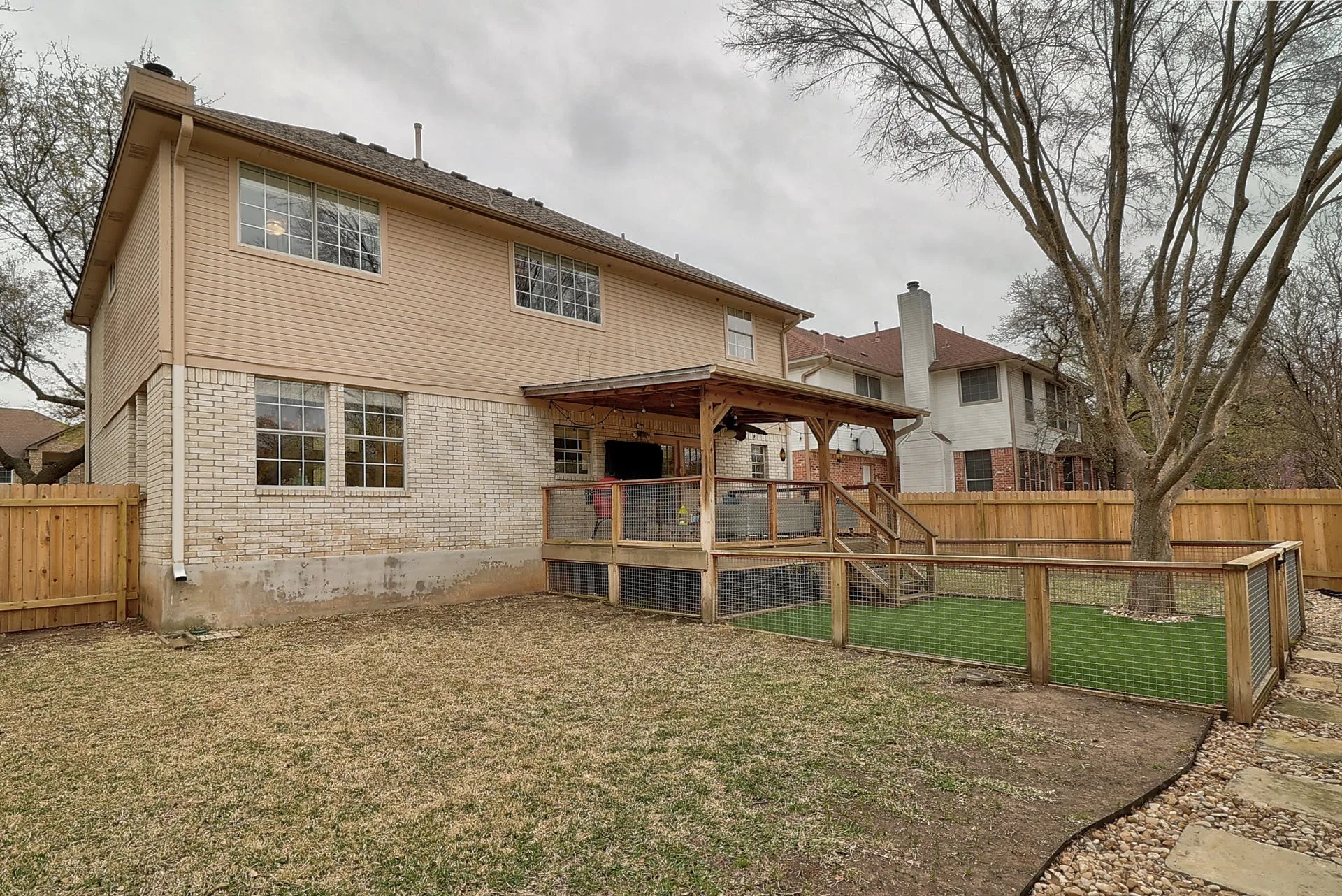 2432 Falcon Dr photo 26
