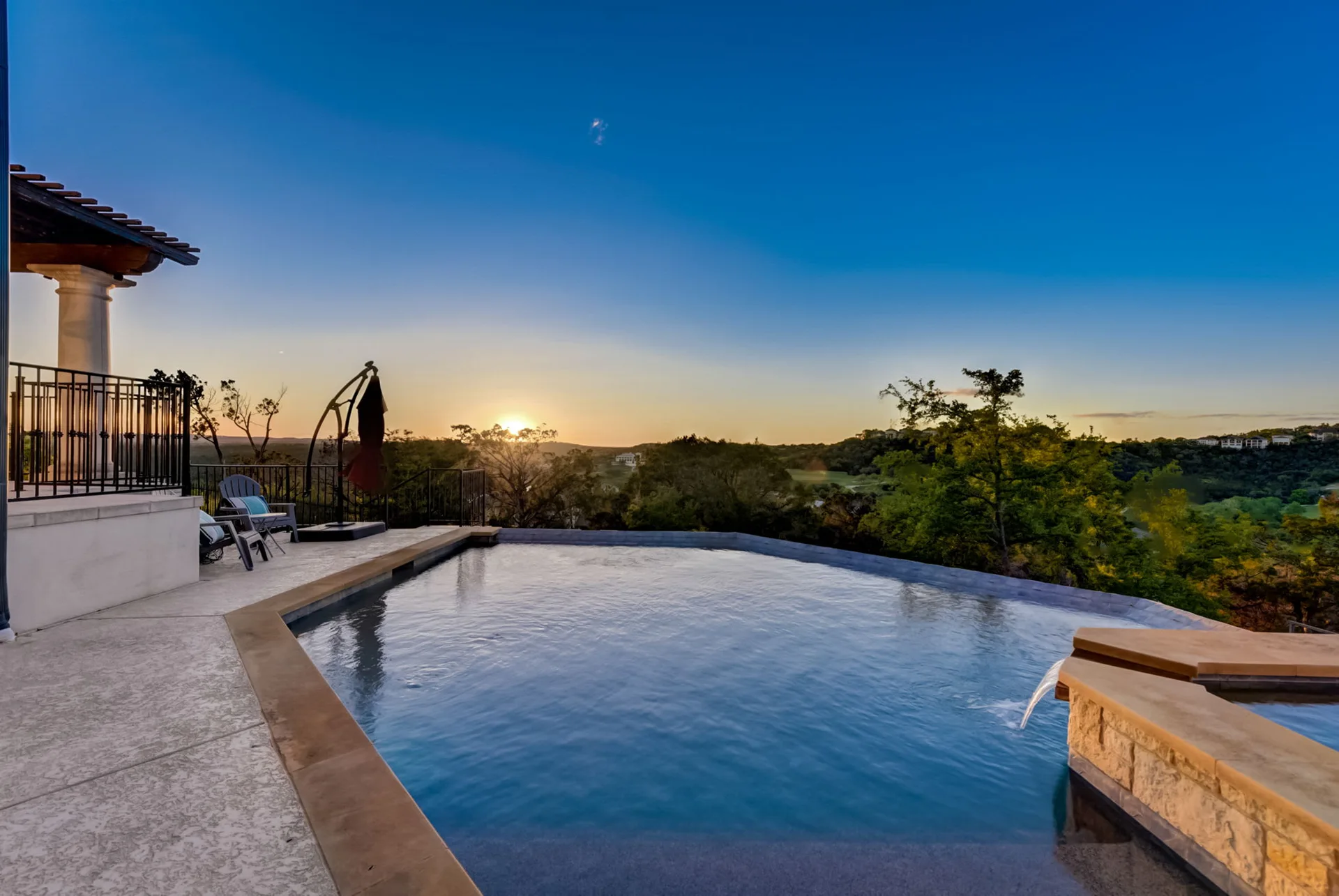 Hill Country Paradise: Luxurious 4/3 Home with Heated Pool/Spa and Spectacular Sunset Views in River Place! photo 104