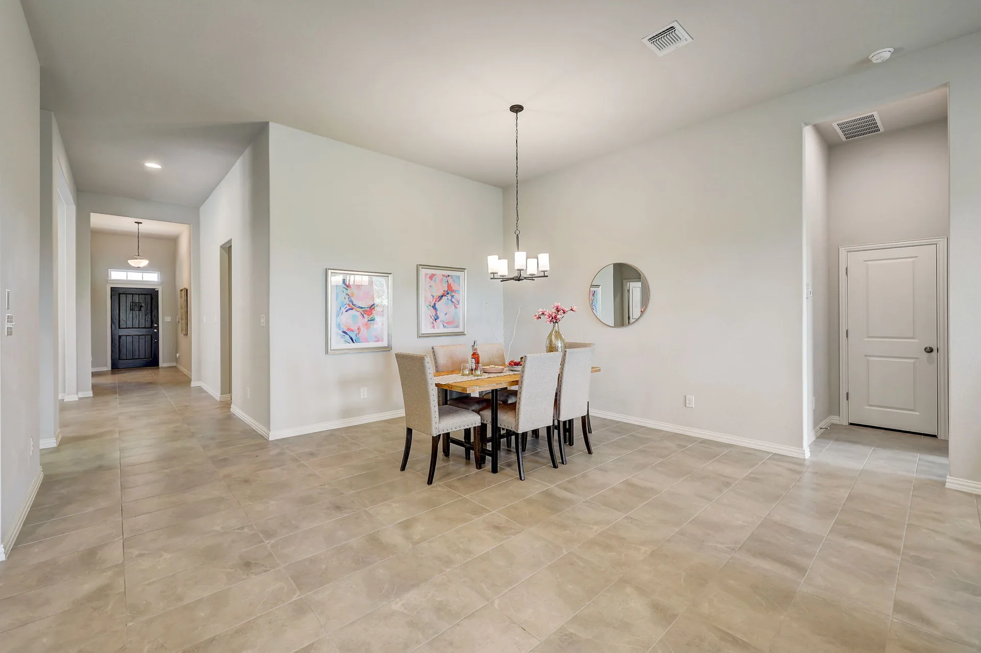 Charming single-story home in the desirable Paloma Lake in RR that backs to a greenbelt! photo 16