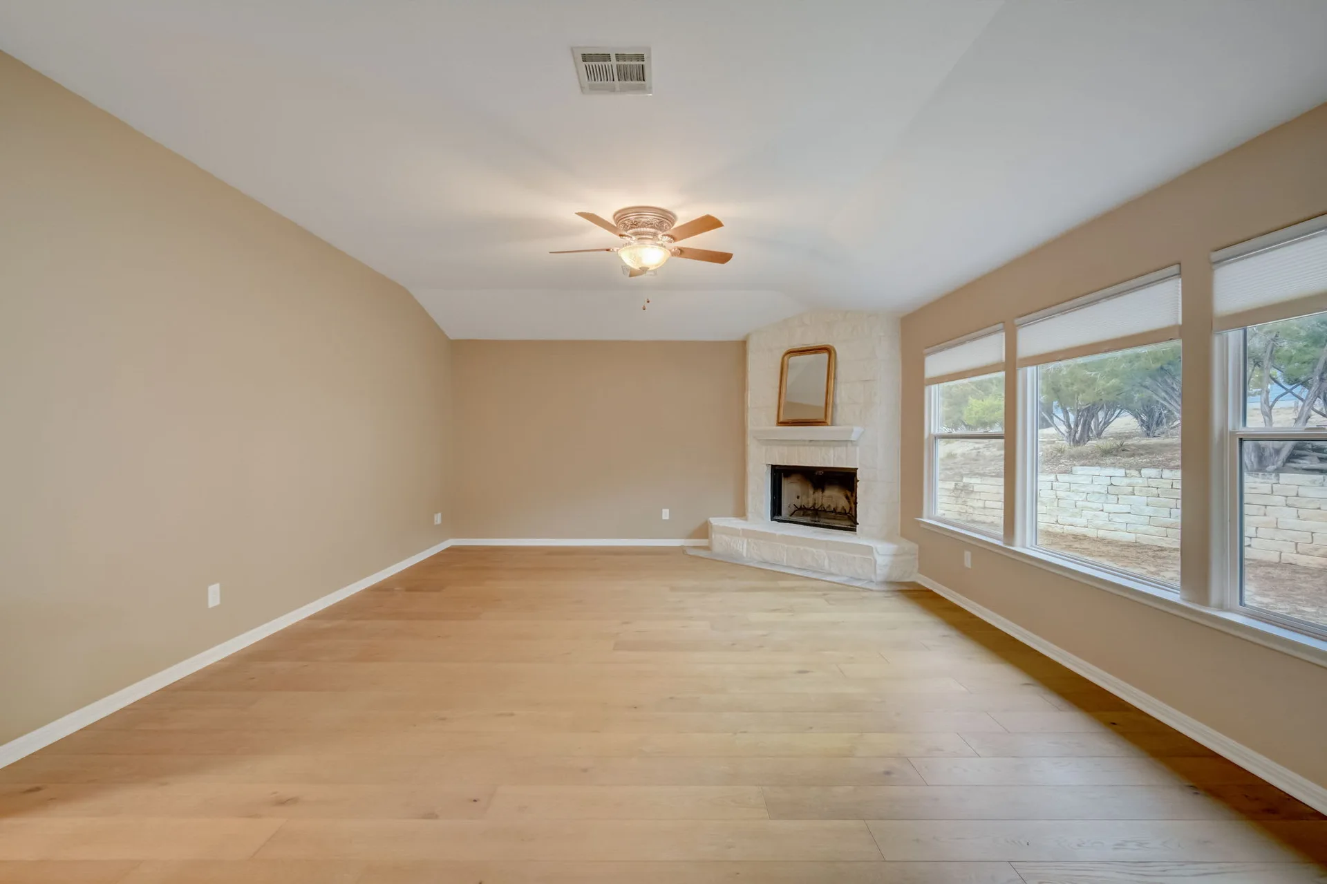 5603 Roundup Way, Lago Vista, Texas 78645 photo 10