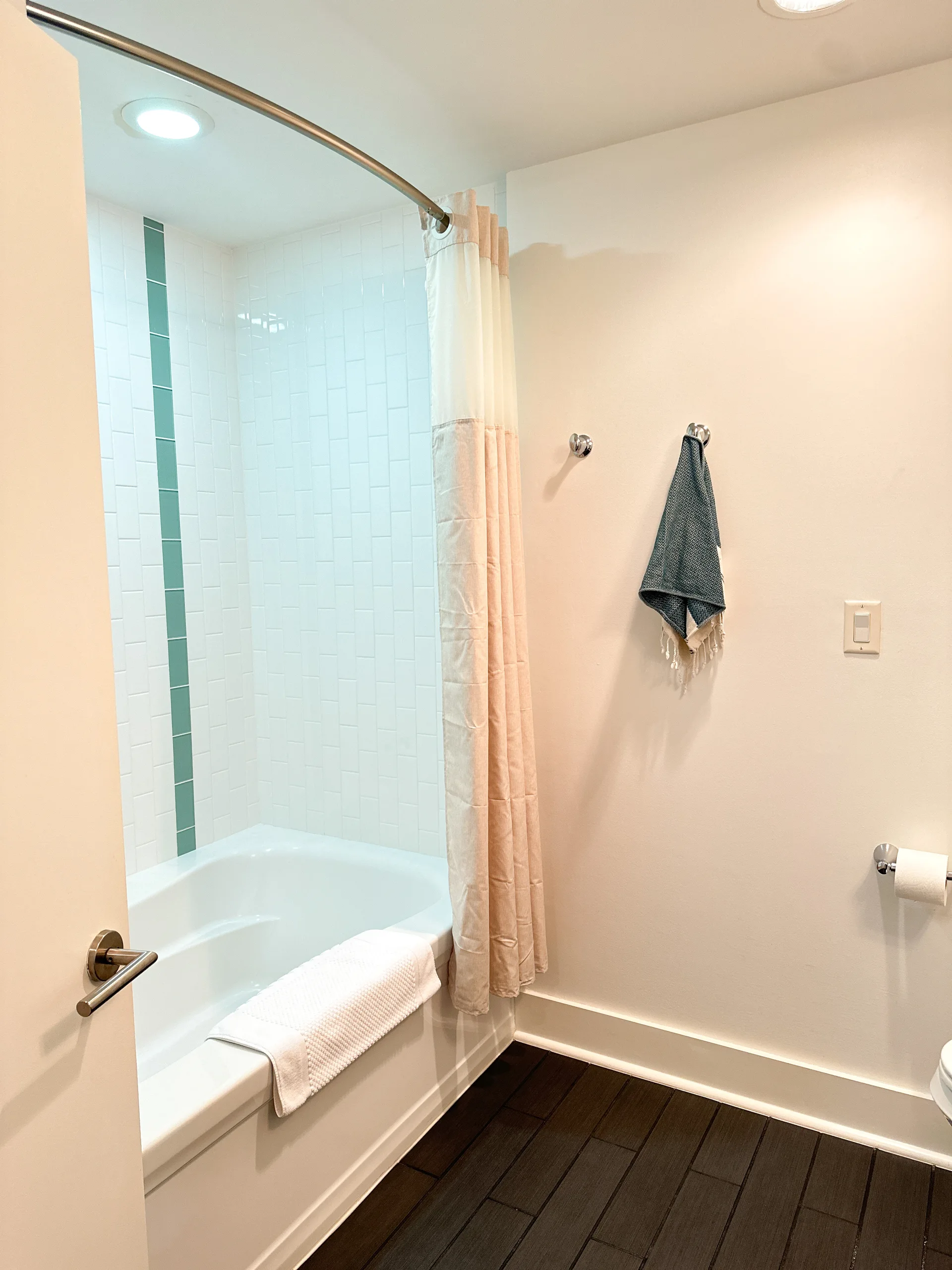 Rare SW Corner Condo w/ Unobstructed Lady Bird Lake Views | The Shore photo 28