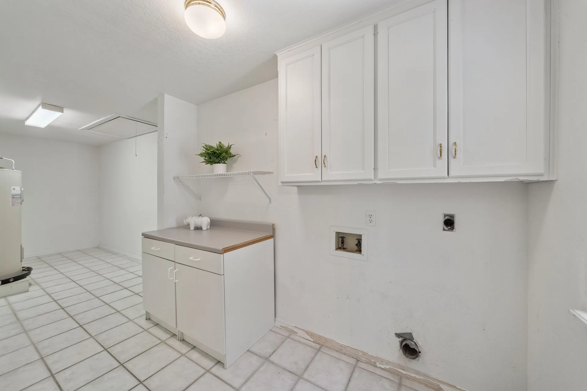 Hidden Lakeway Retreat | Full of Potential + Exclusive Buyer & Agent Incentives photo 15