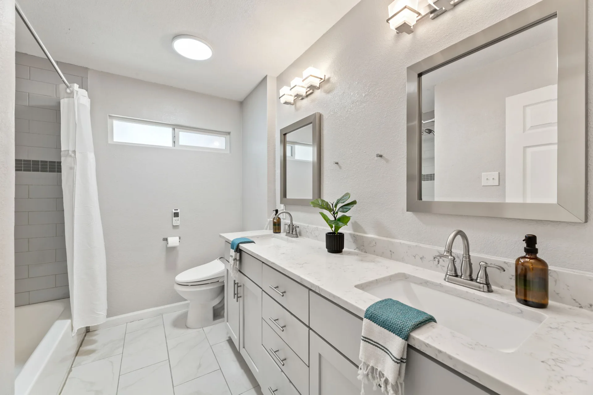 Bright, Updated & Perfectly Located in Central Austin – 4BR/2BA Gem photo 24
