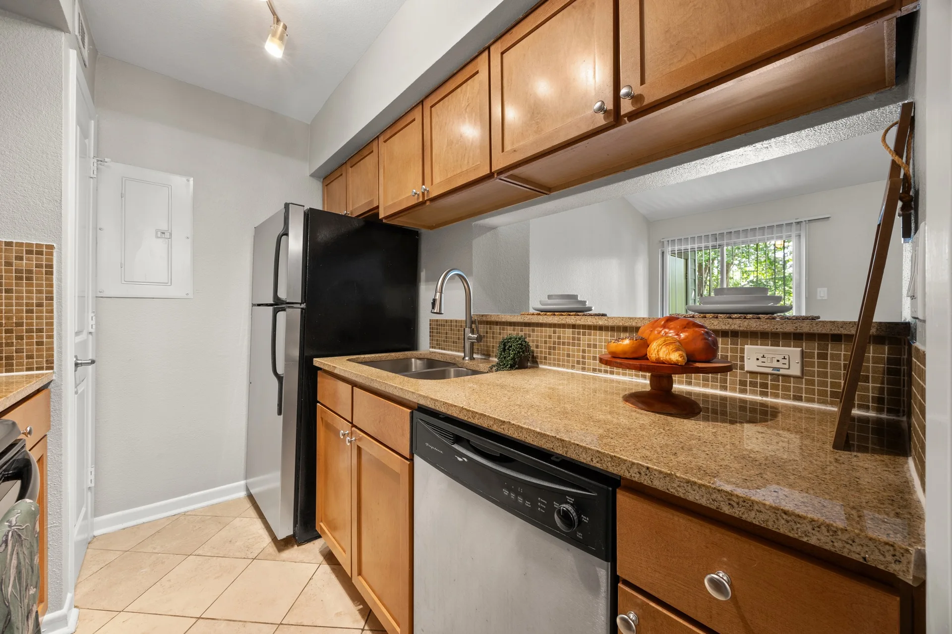 A Top-Floor Retreat in the Heart of 78704 | Two Suites + Fireplace photo 12