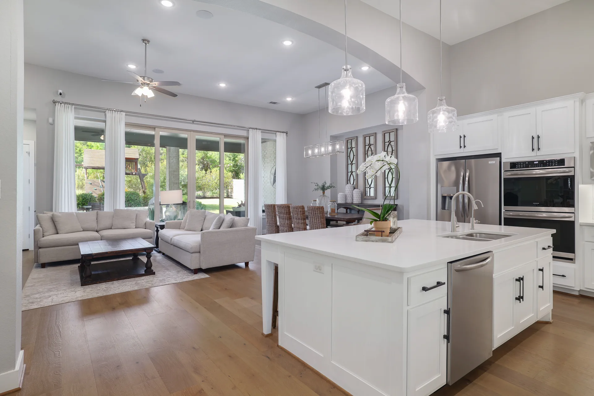 Greenbelt Beauty in Mason Hills with Media Room & 3-Car Garage photo 10