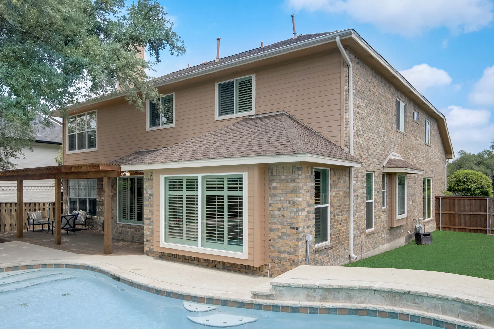 Captivating Cul-de-Sac Home in River Place with Upgrades & Sparkling Pool/Spa! photo 69