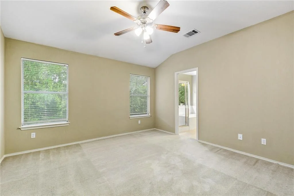 Stunning Milwood Home: Prime Location and Secluded Backyard that Backs to a Greenspace! photo 13