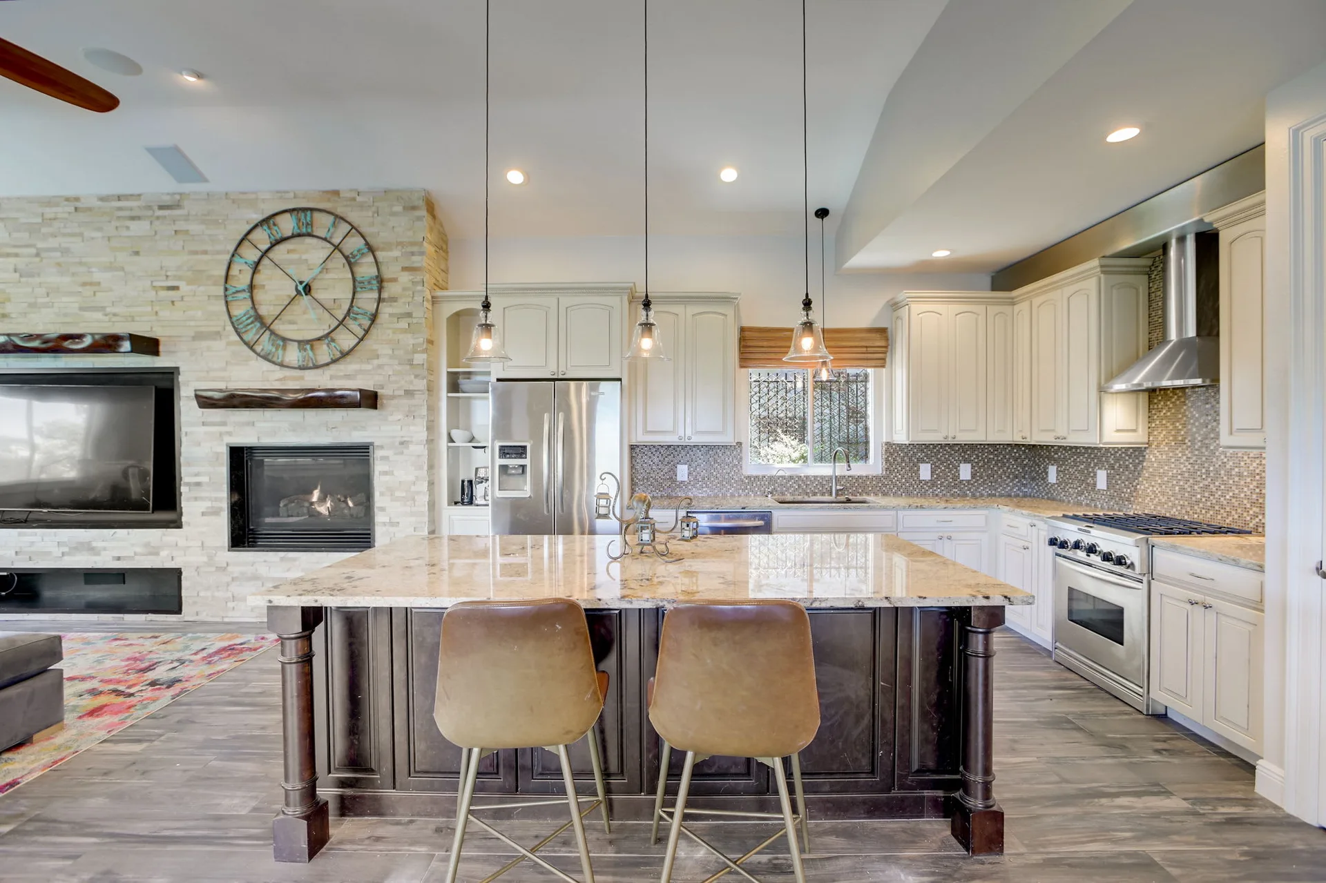 Hill Country Paradise: Luxurious 4/3 Home with Heated Pool/Spa and Spectacular Sunset Views in River Place! photo 14